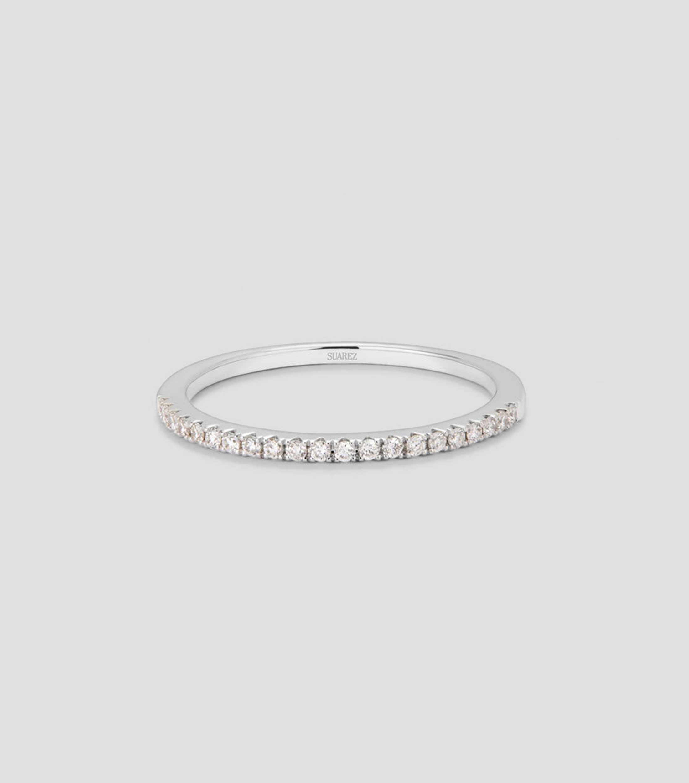 Anillo solitario en Oro blanco de 18 Kilates con diamantes Mujer