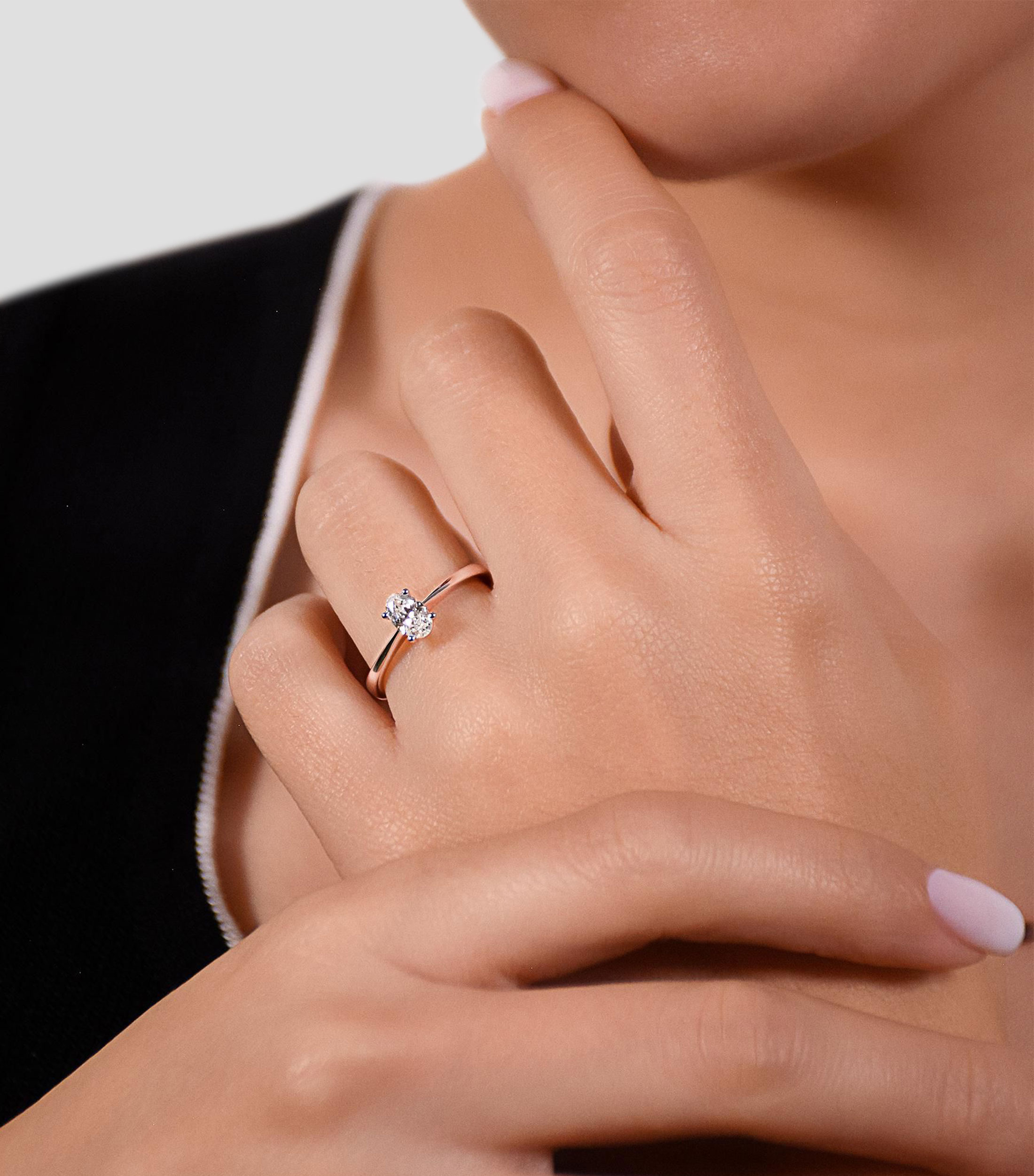Anillo de compromiso en Oro blanco de 18 Kilates con diamante Mujer