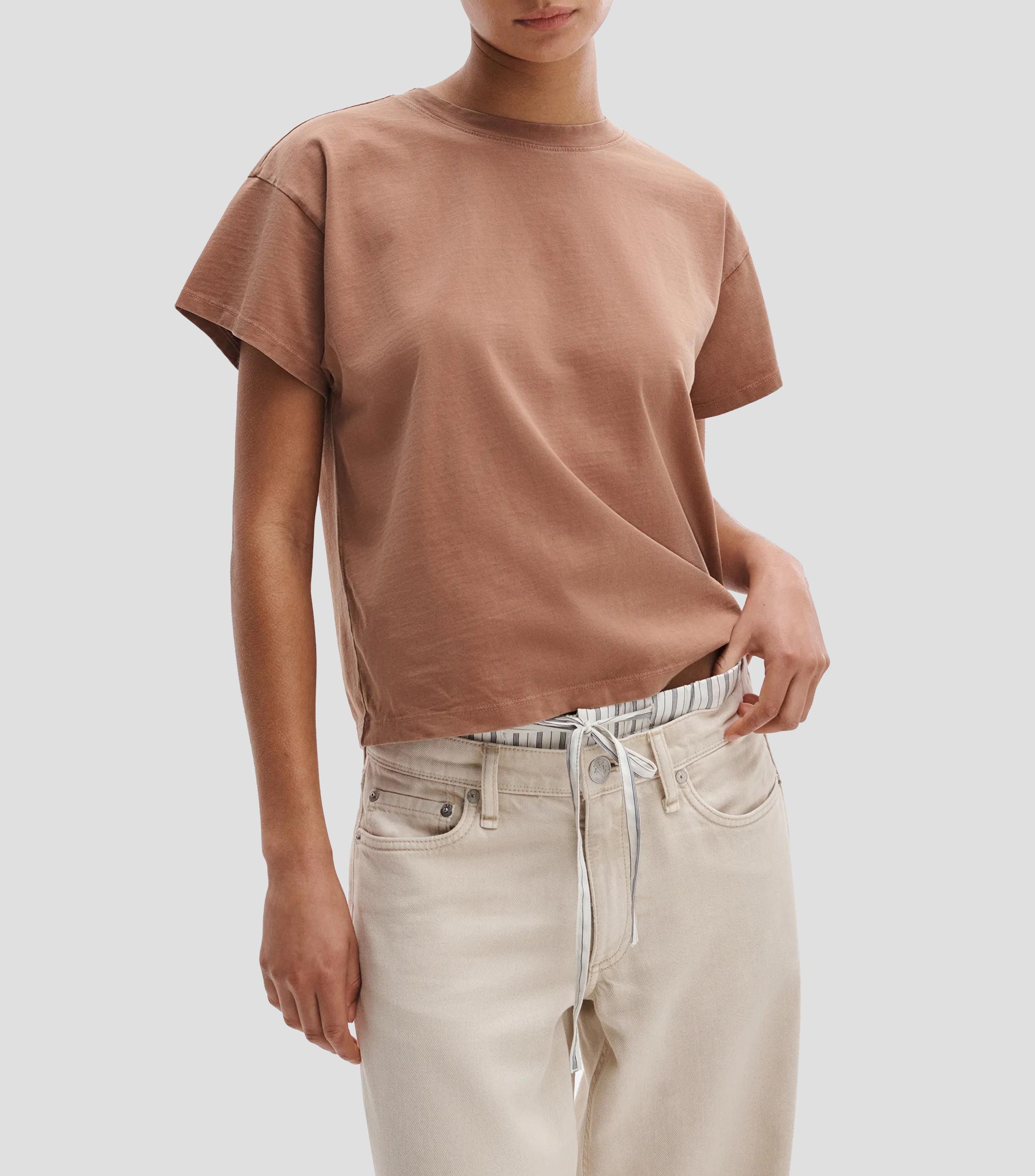 Playera cuello redondo manga corta lisa Mujer