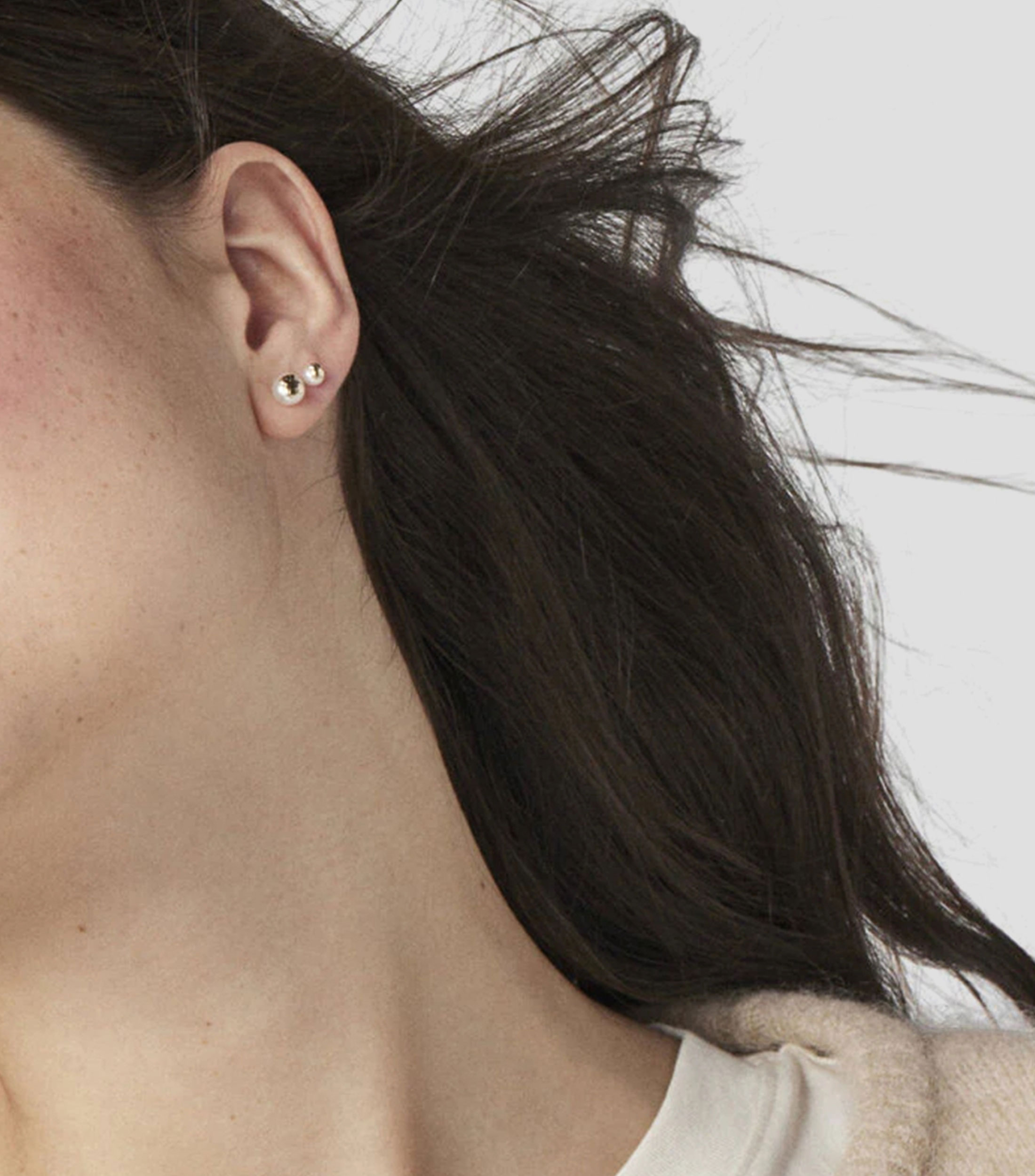 Aretes en oro amarillo de 18 Kilates con perlas Mujer