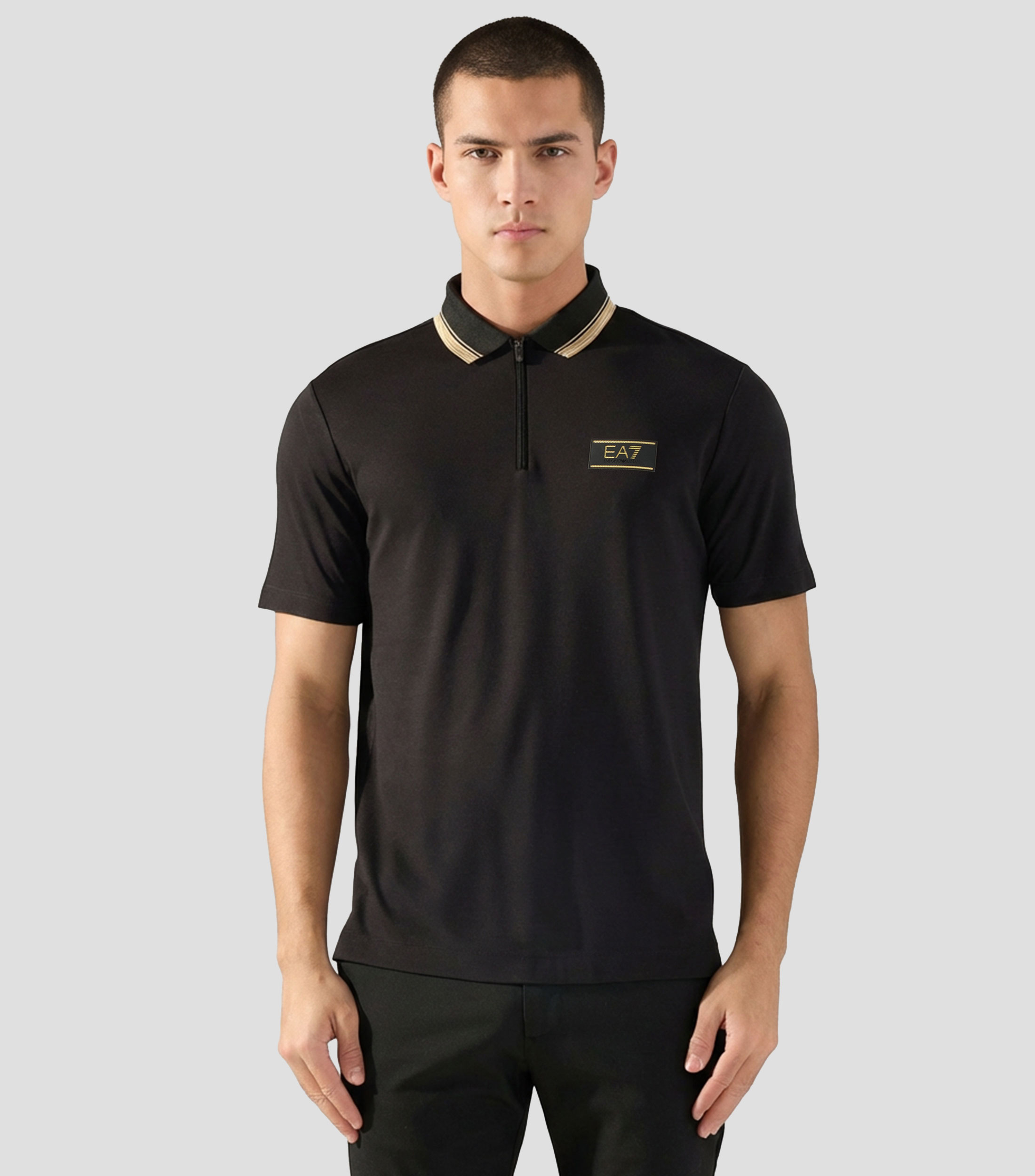 Playera tipo polo con manga corta lisa Hombre