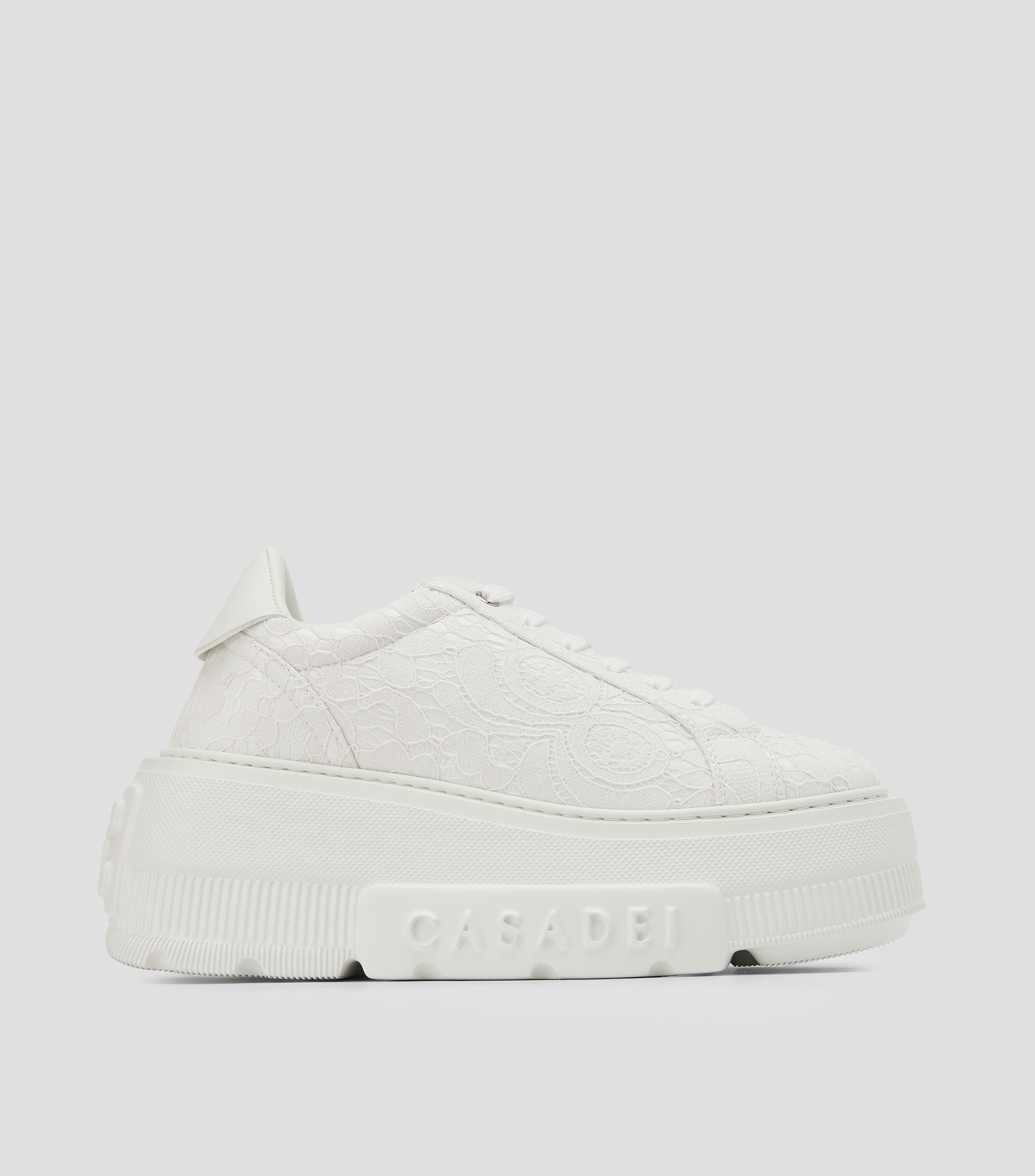 Tenis casuales en piel vacuna Mujer