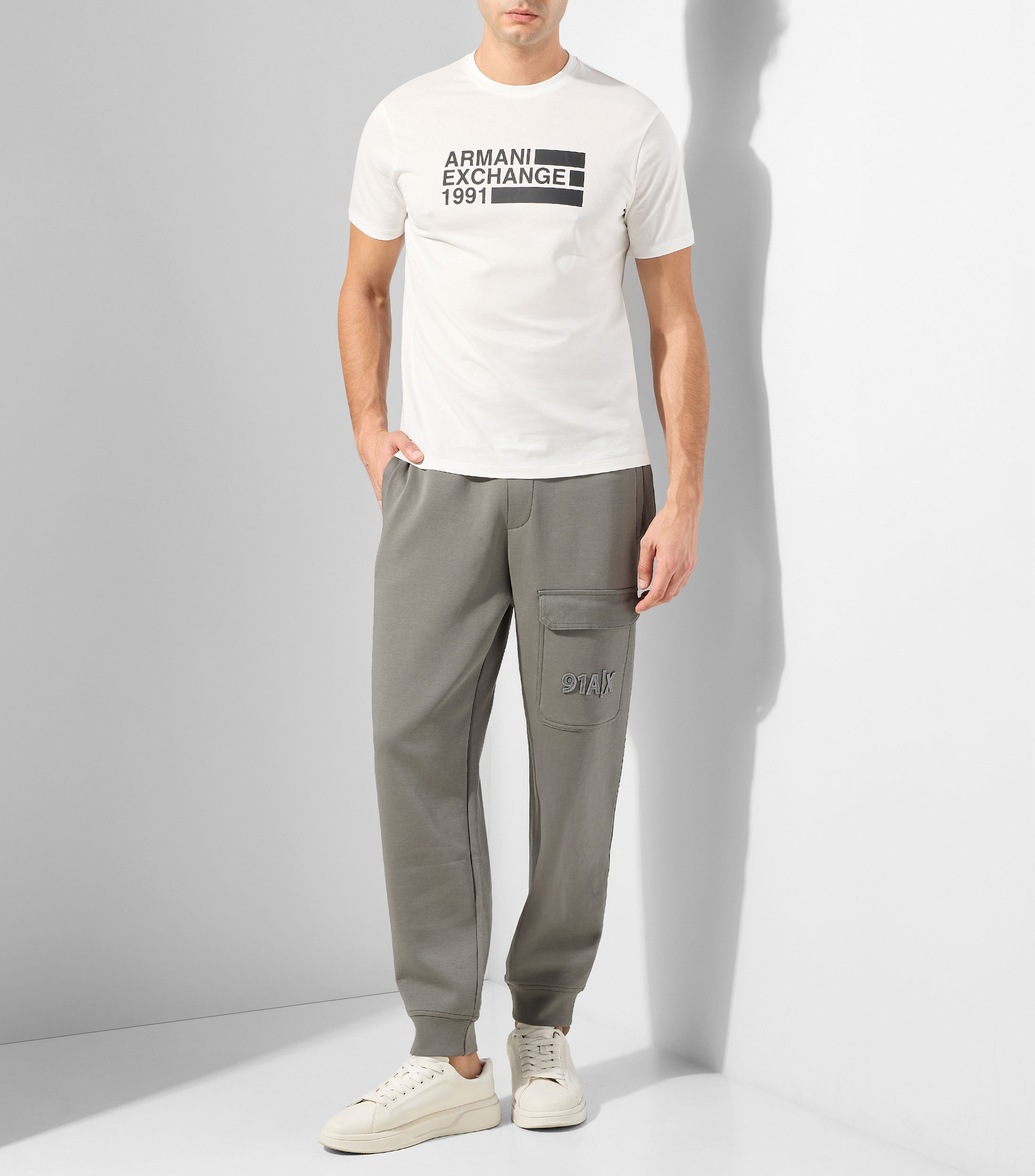 Playera cuello redondo manga corta estampada Hombre