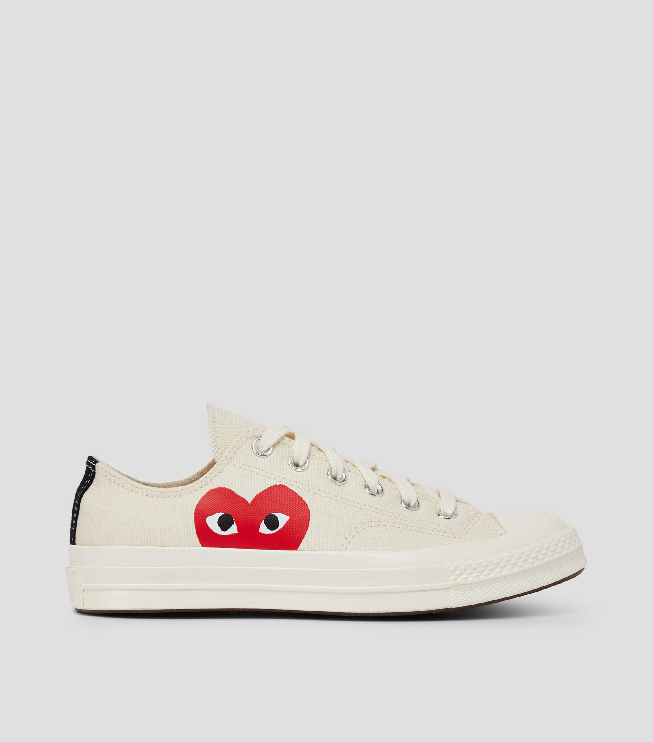 Seminario robo Tibio Converse: Tenis casuales Converse x Comme des Garçons Chuck Taylor blancos  Hombre | El Palacio de Hierro