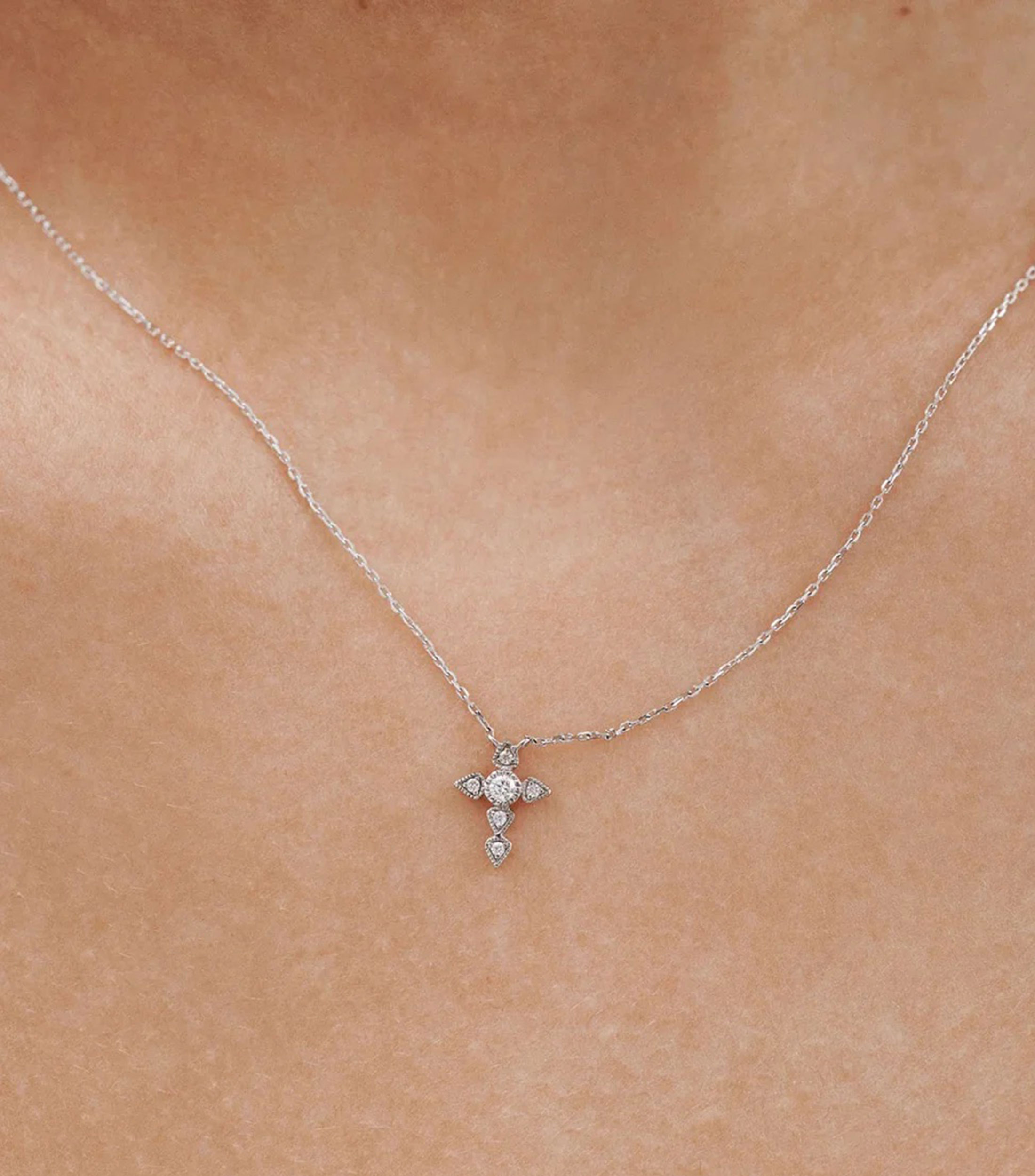 Collar en oro blanco de 18 kilates con diamantes Asana Mujer