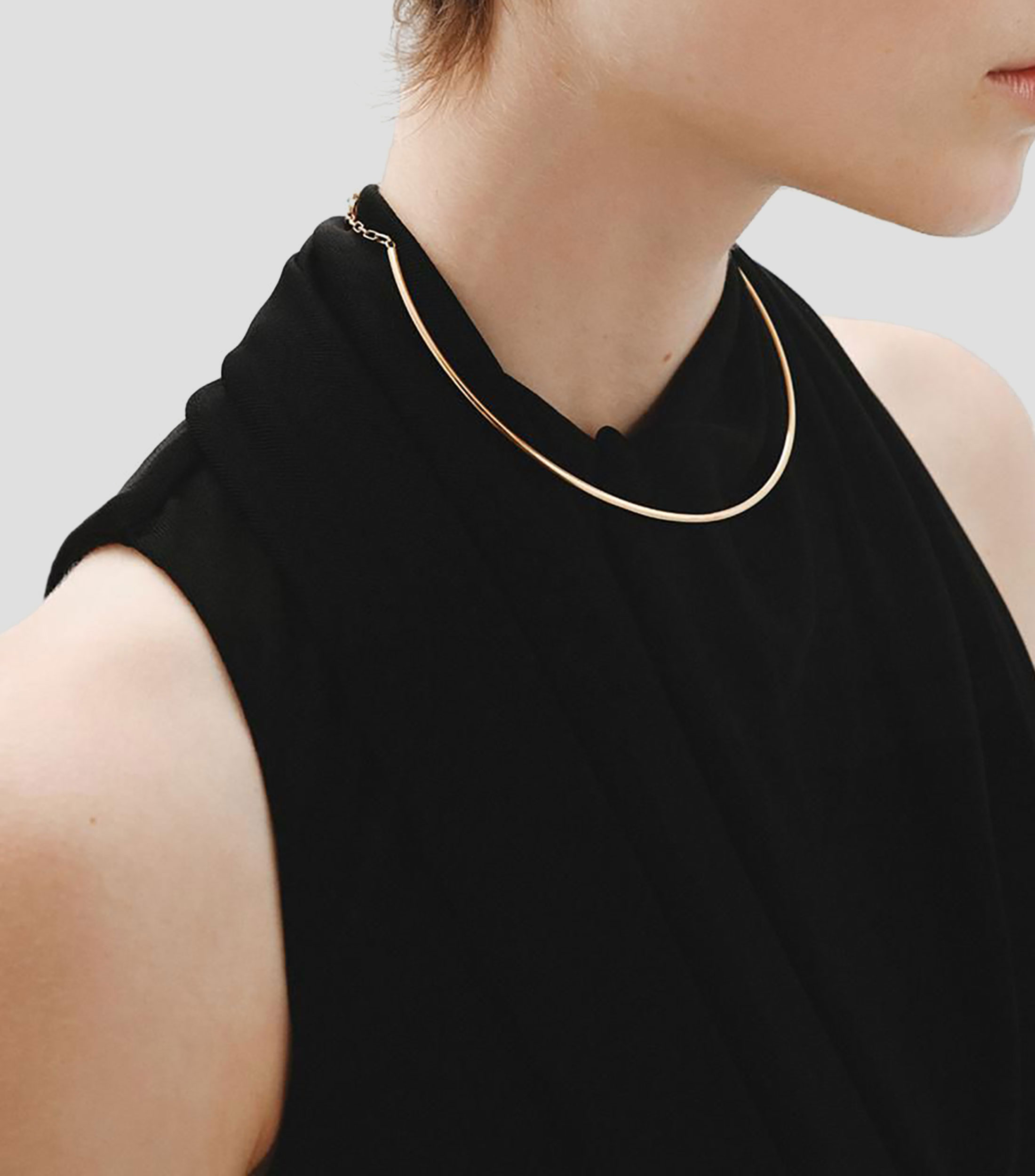 Collar rígido tipo choker en plata .925 Connector Mujer