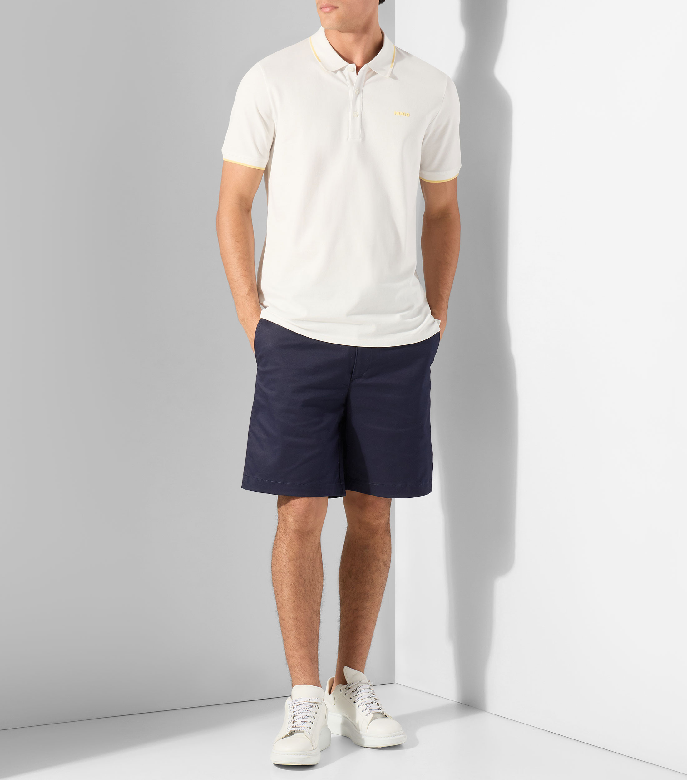 Polo slim de algodón elástico con ribetes en contraste Hombre