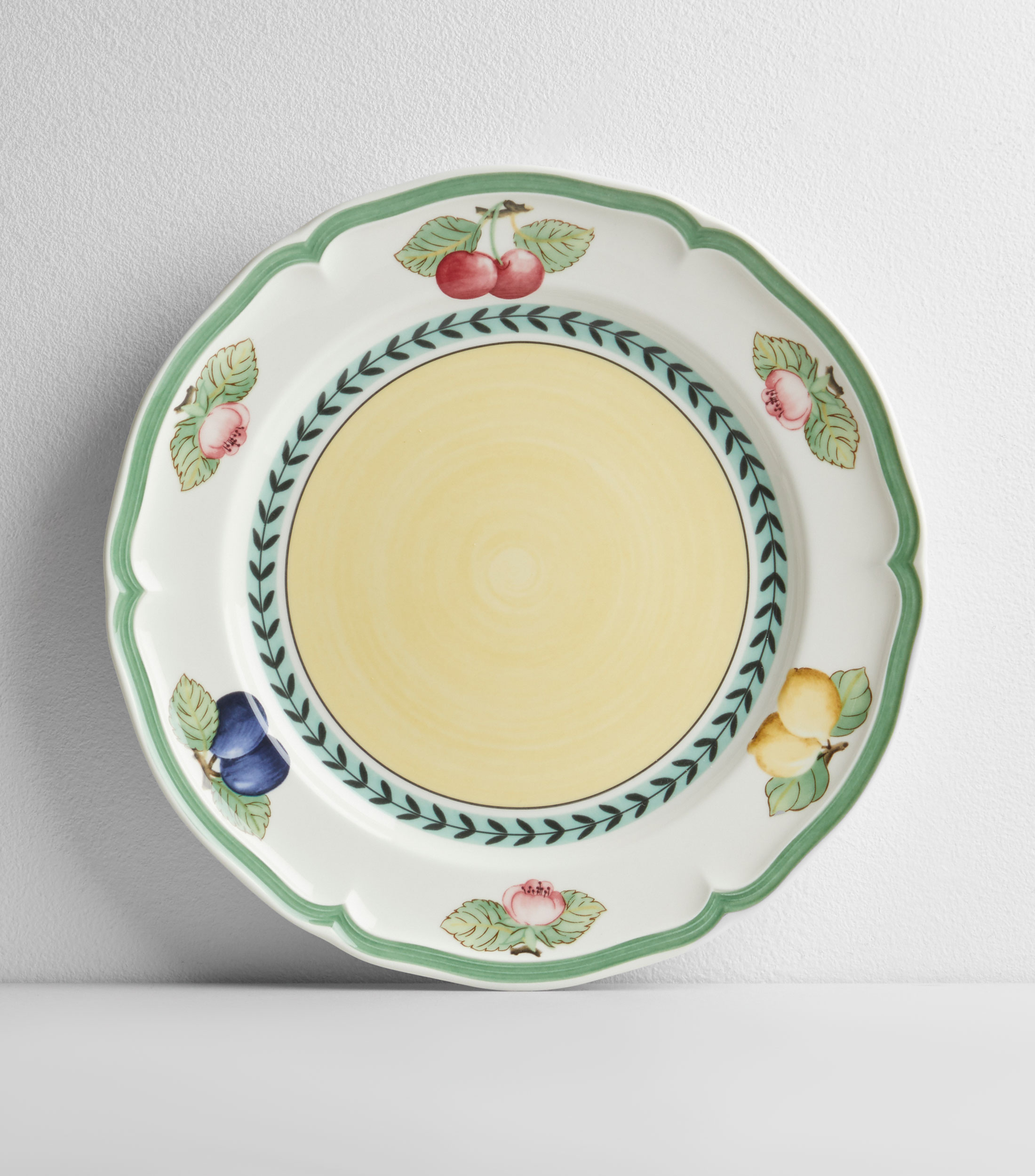 Plato Llano French Garden Fleurence con frutos