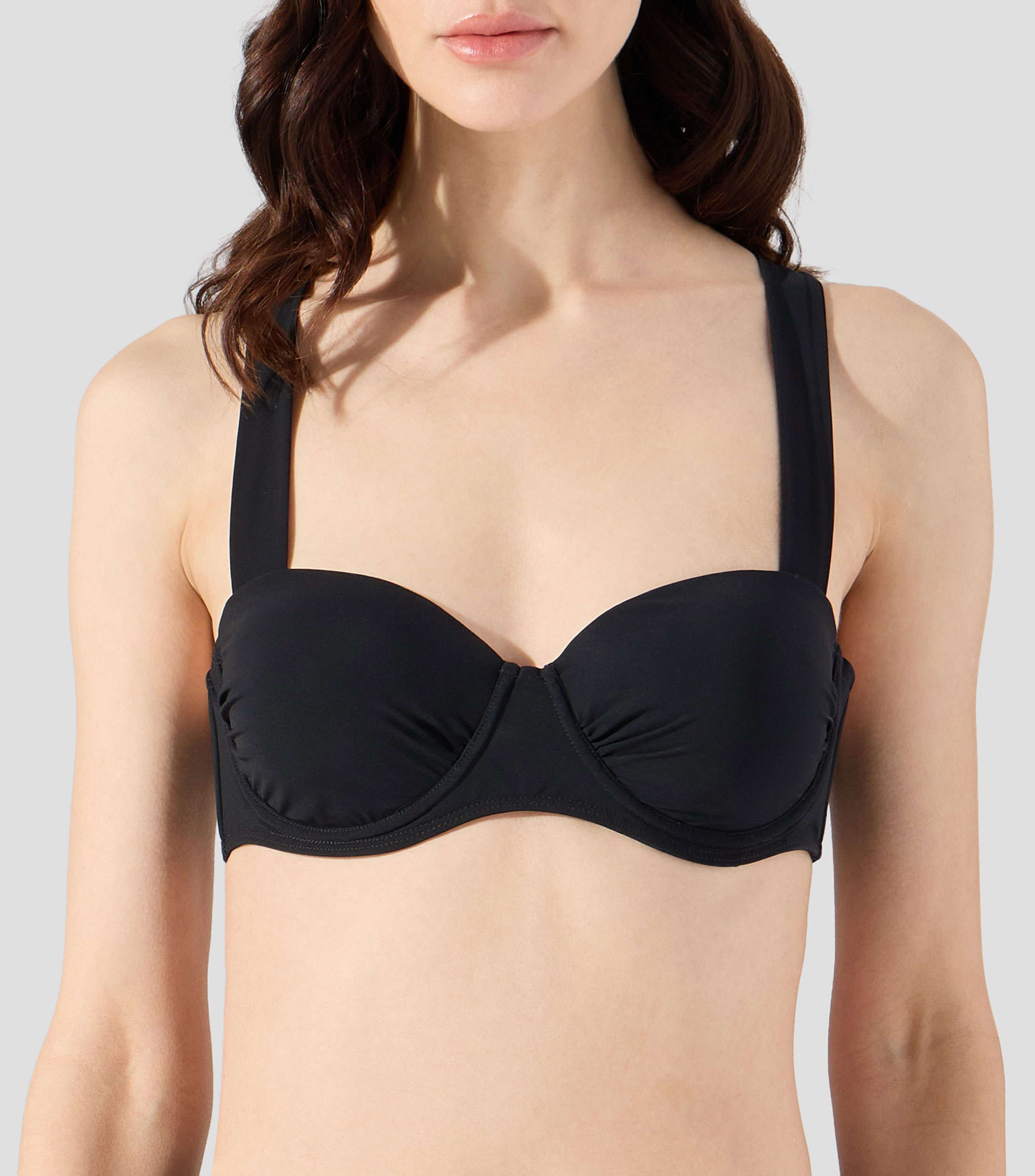 Bikini top liso Mujer