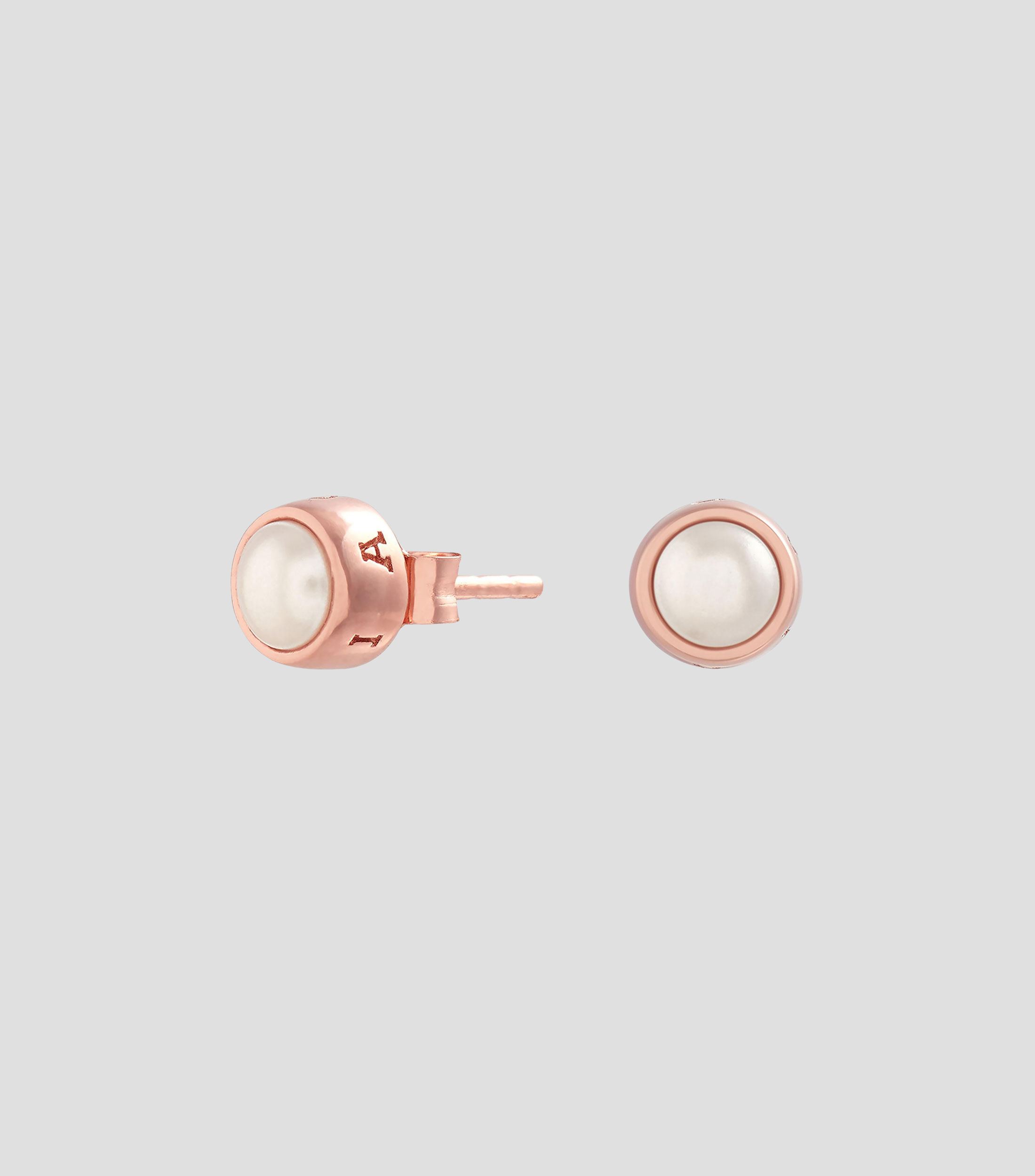 Aretes broquel en Plata Classics con perla Mujer
