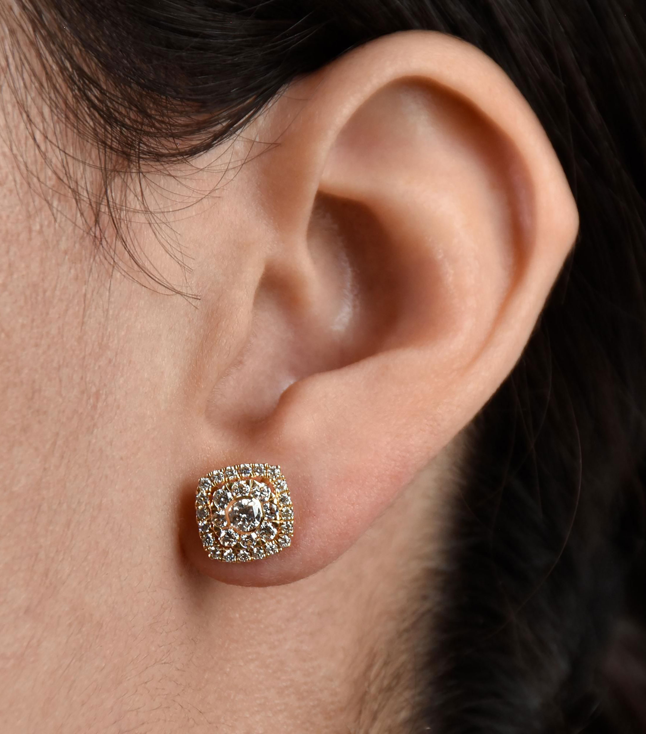 Broqueles en Oro amarillo de 14 Kilates con Diamante Mujer