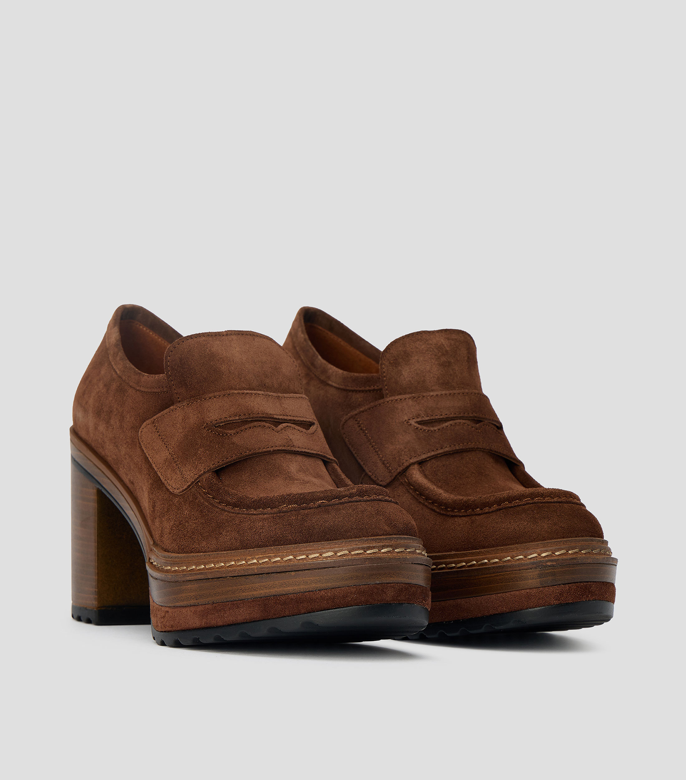 Zapatillas pump Olivia con tacón alto ancho Mujer