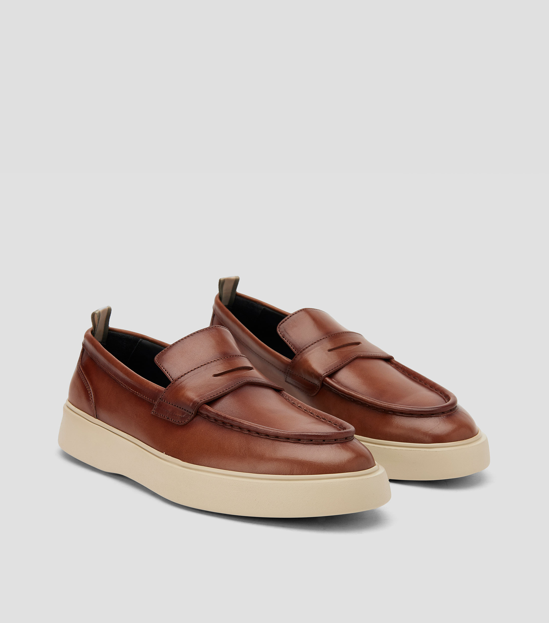 Zapatos casuales en piel Hombre