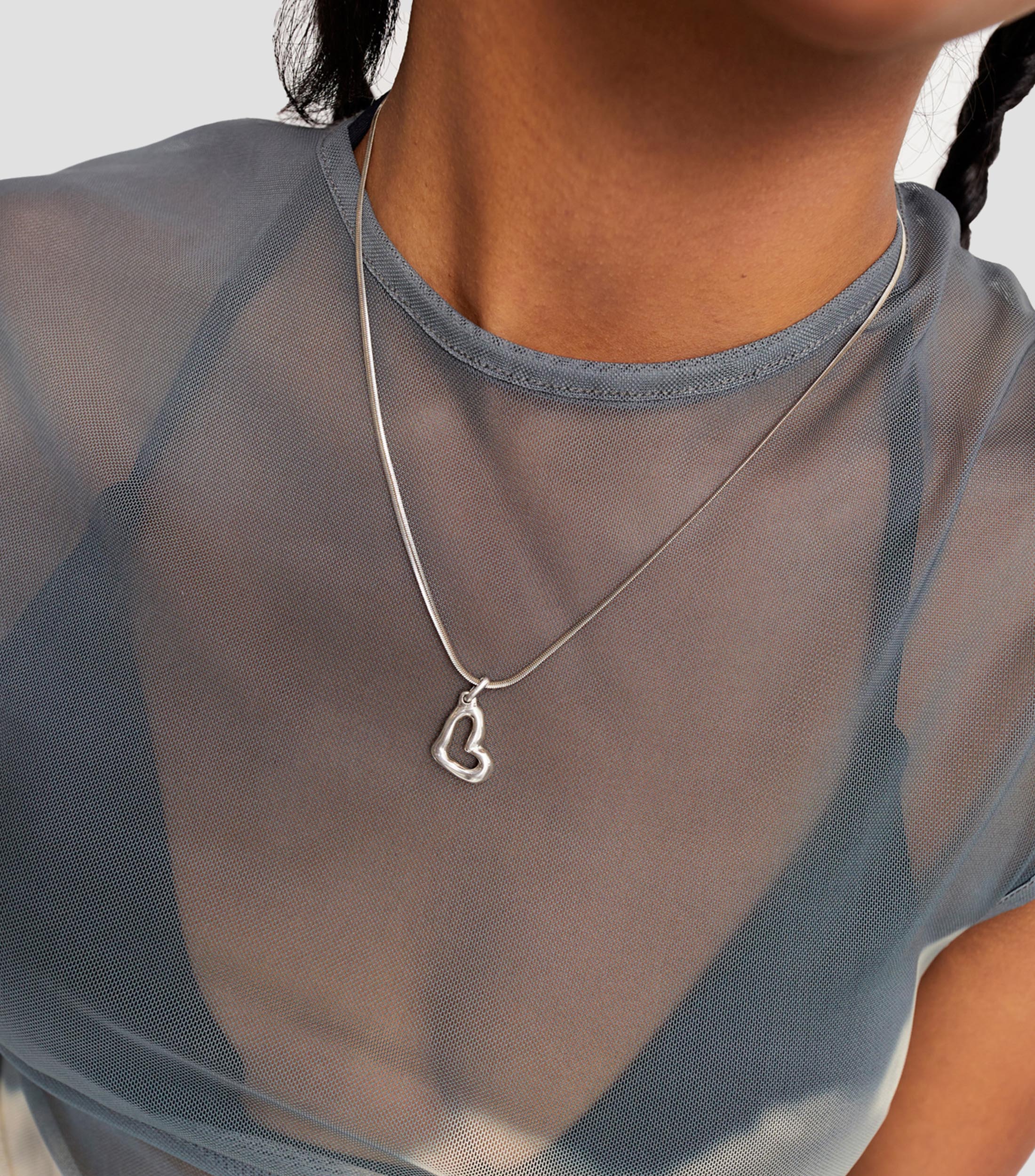 Charm Corazon Hueco Mujer