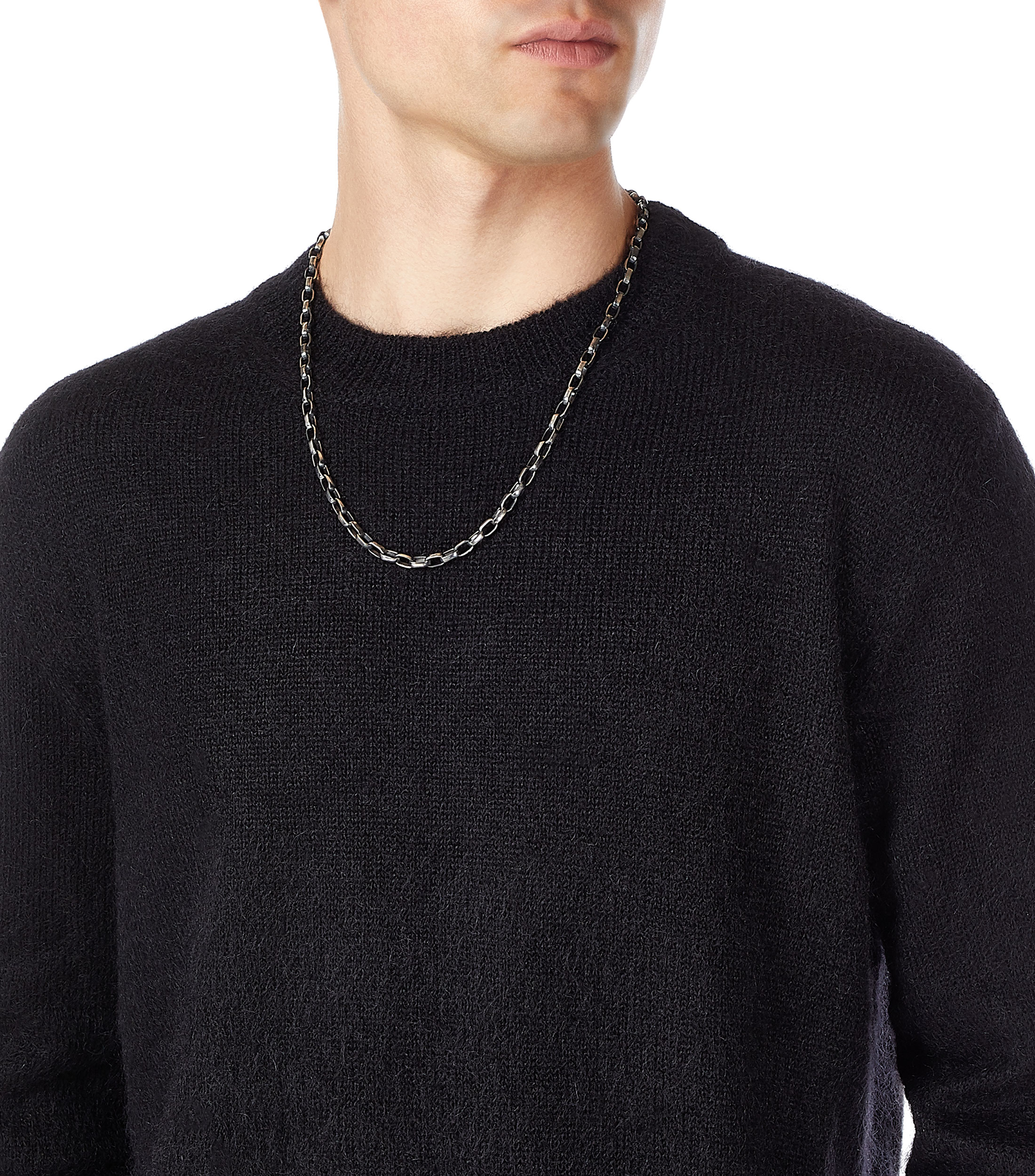 BIG LINKED CHAIN NECKLACE