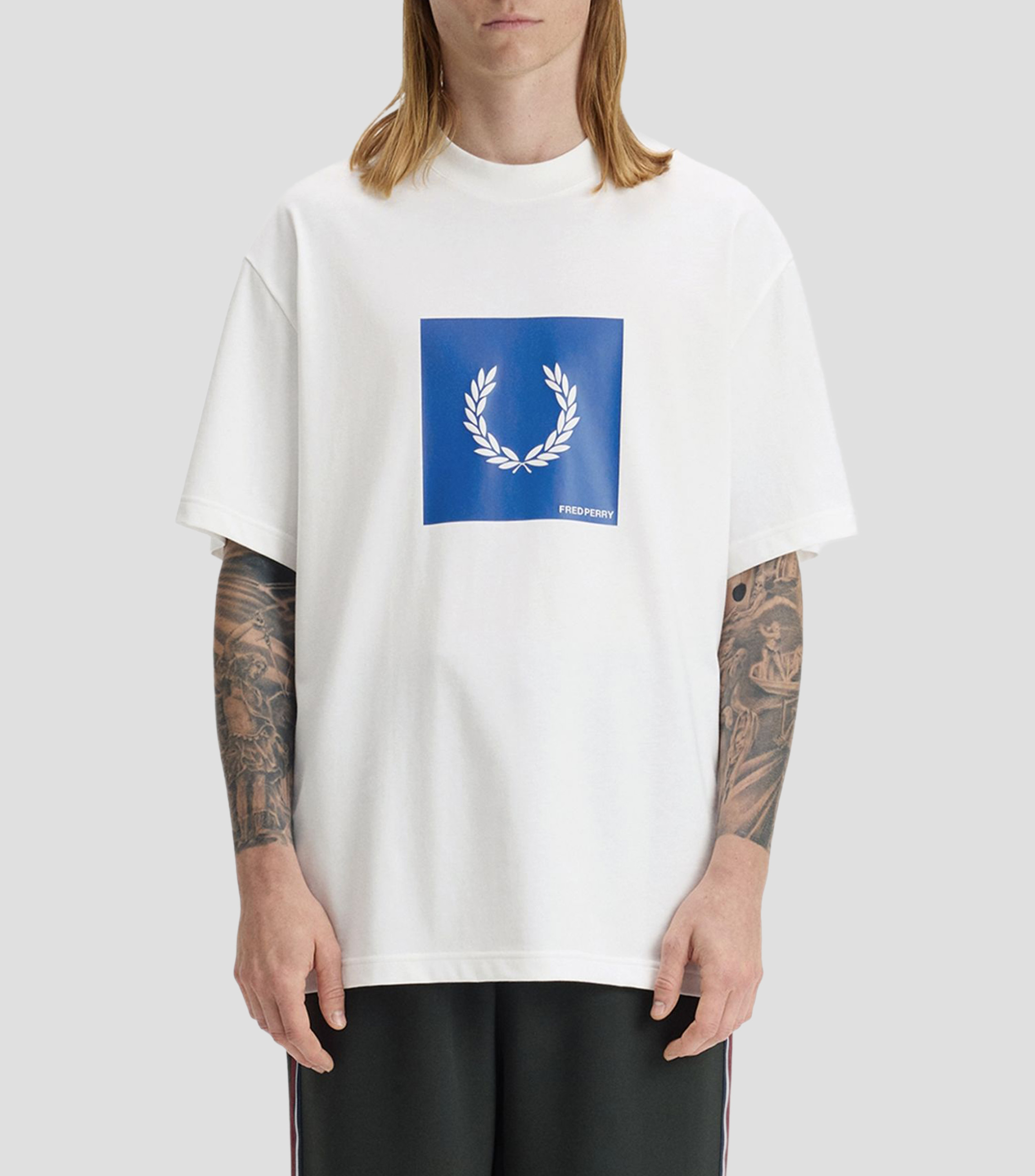Playera cuello redondo manga corta estampada Hombre