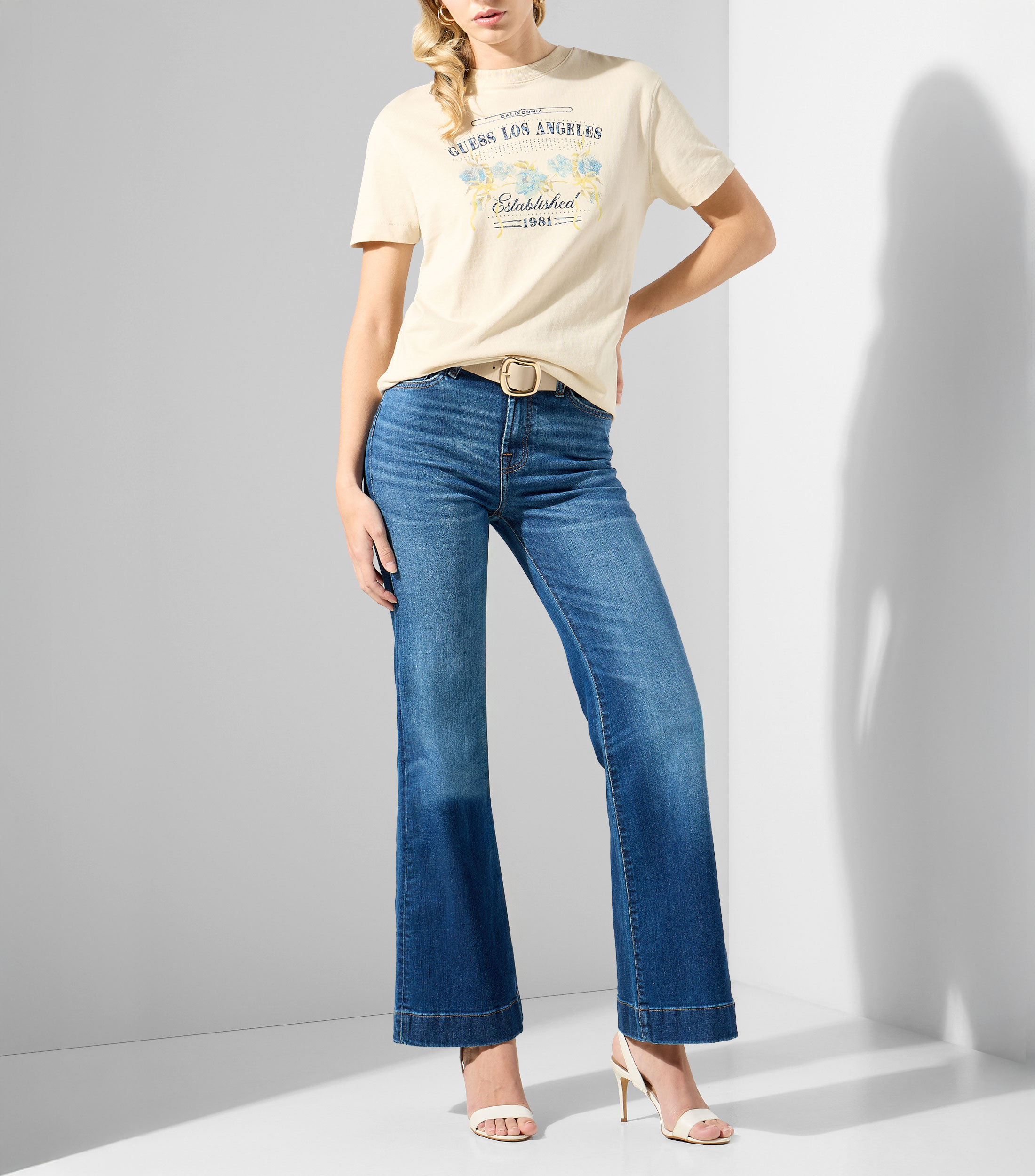 Playera cuello redondo manga corta estampada Mujer