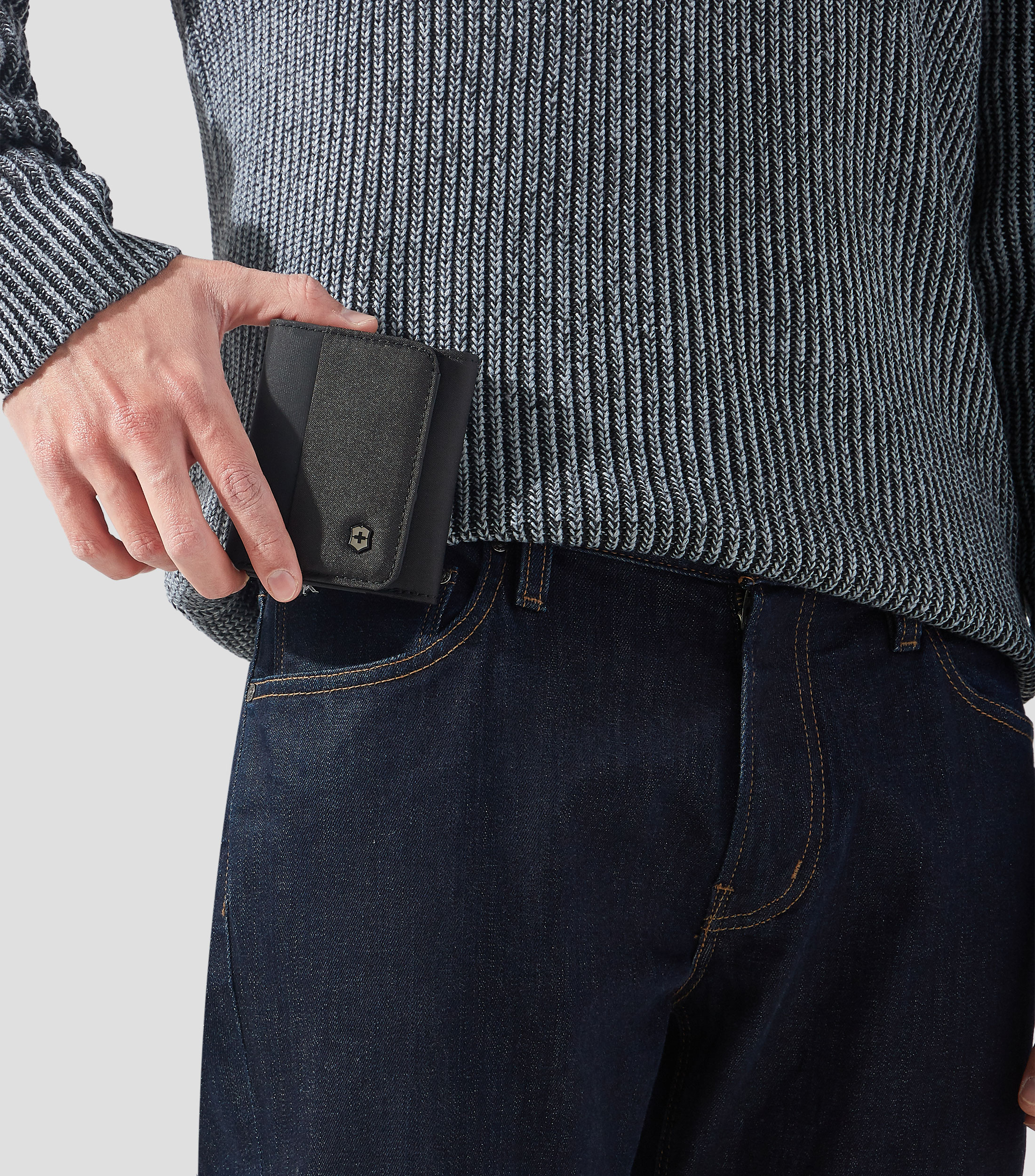 Cartera trifold negra en textil Hombre