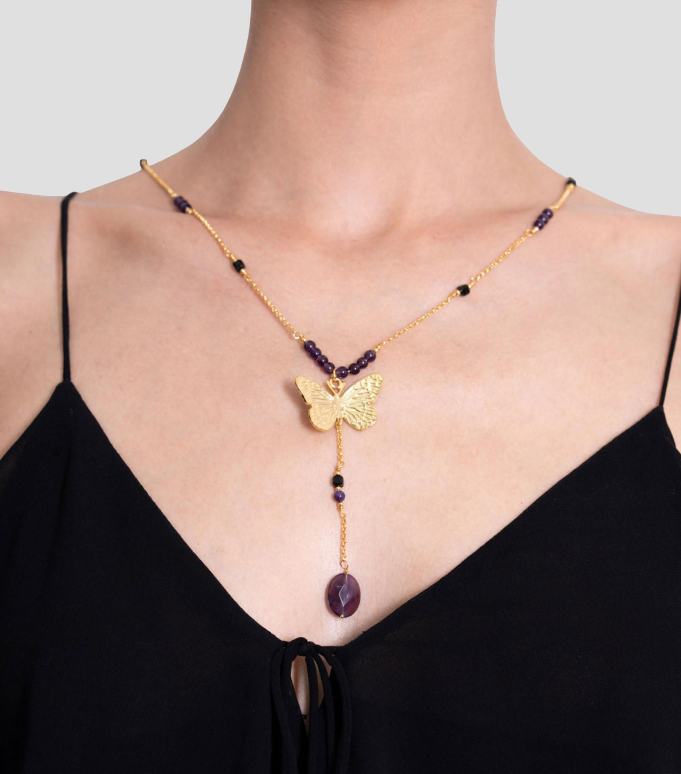 Collar con mariposa Mujer