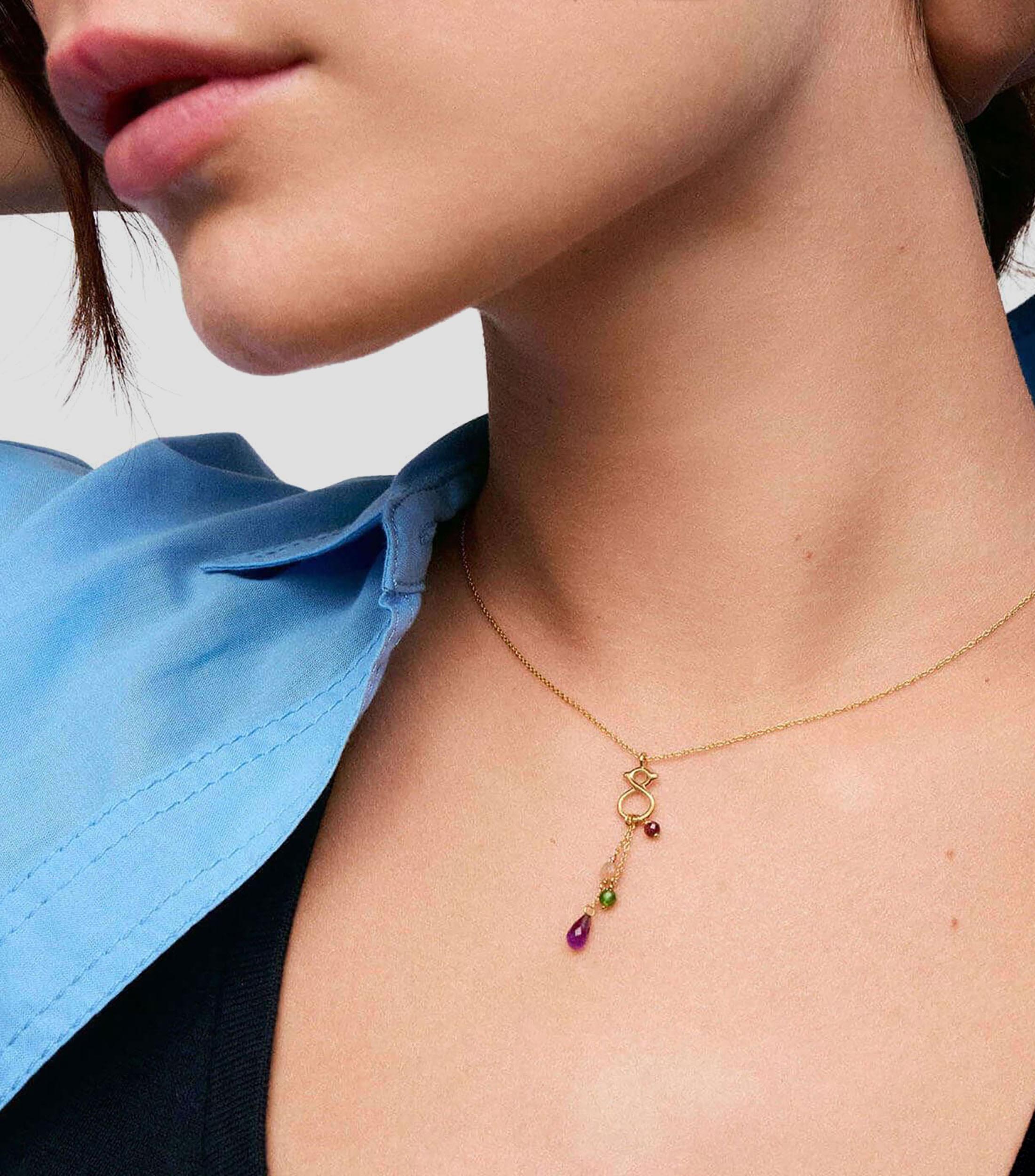 Collar en Oro amarillo de 9 Kilates Infinity con gemas Mujer