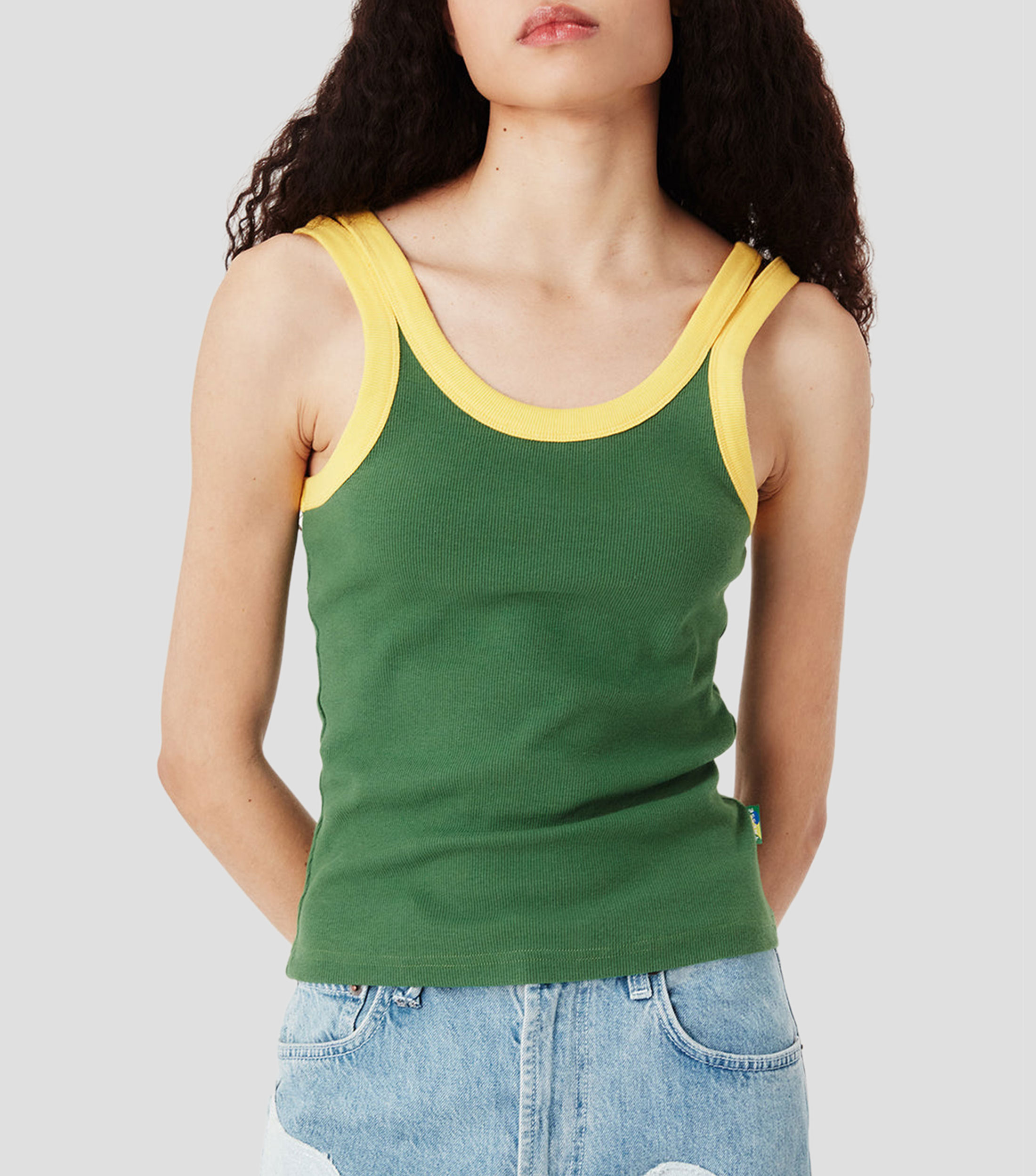 Blusa fantasía sin mangas Mujer
