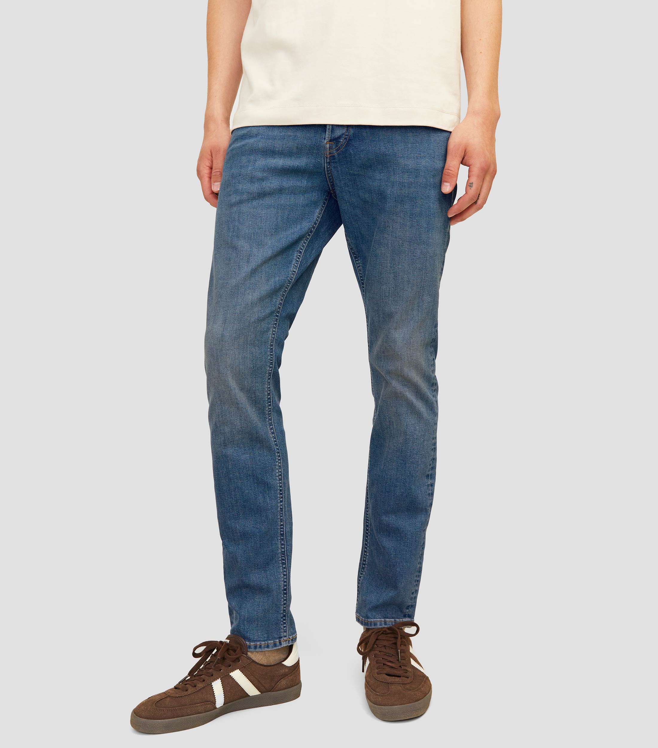 Jeans de corte Slim Hombre