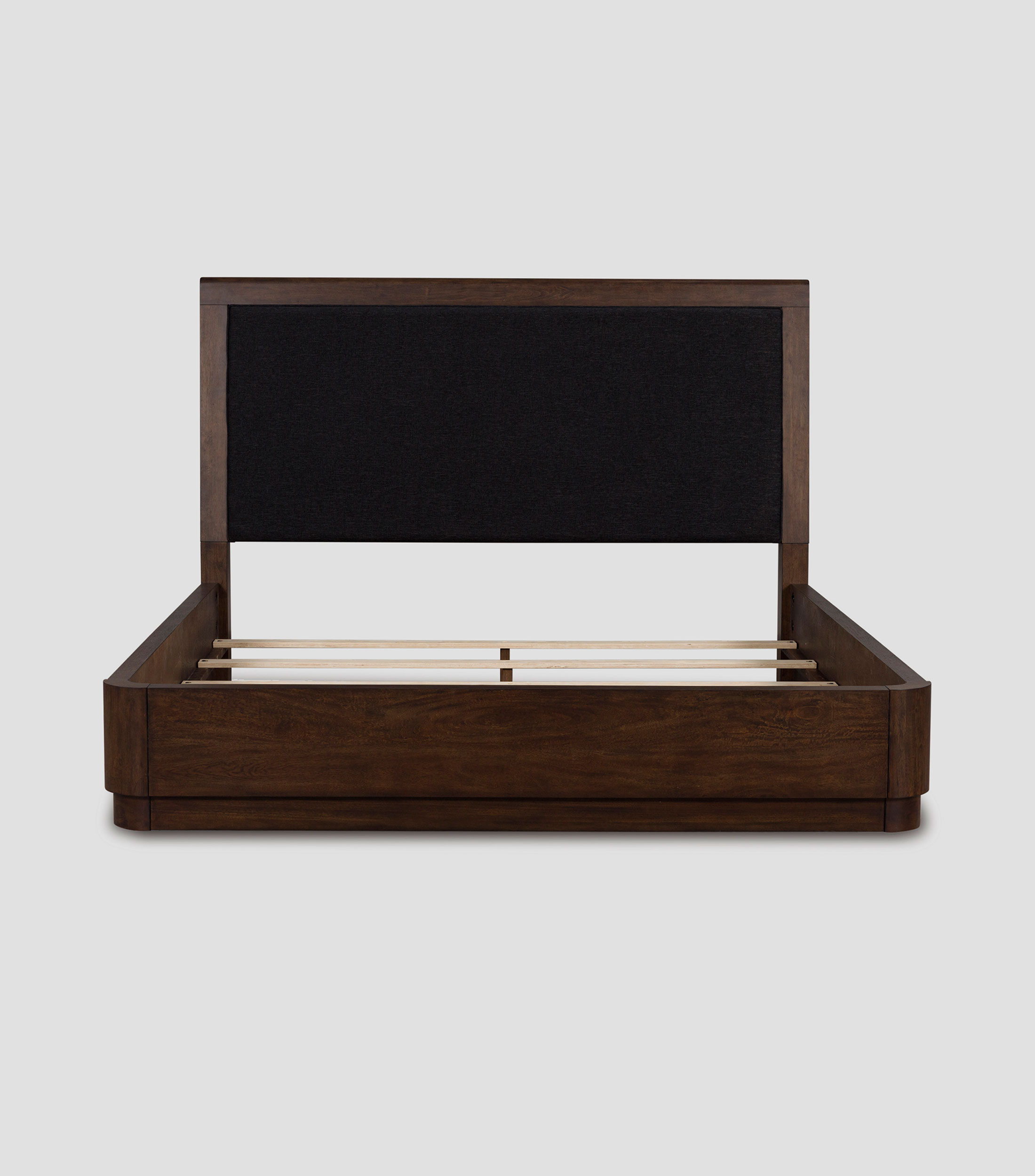 Cama queen size Kenta en madera, chapa de mango y MDF