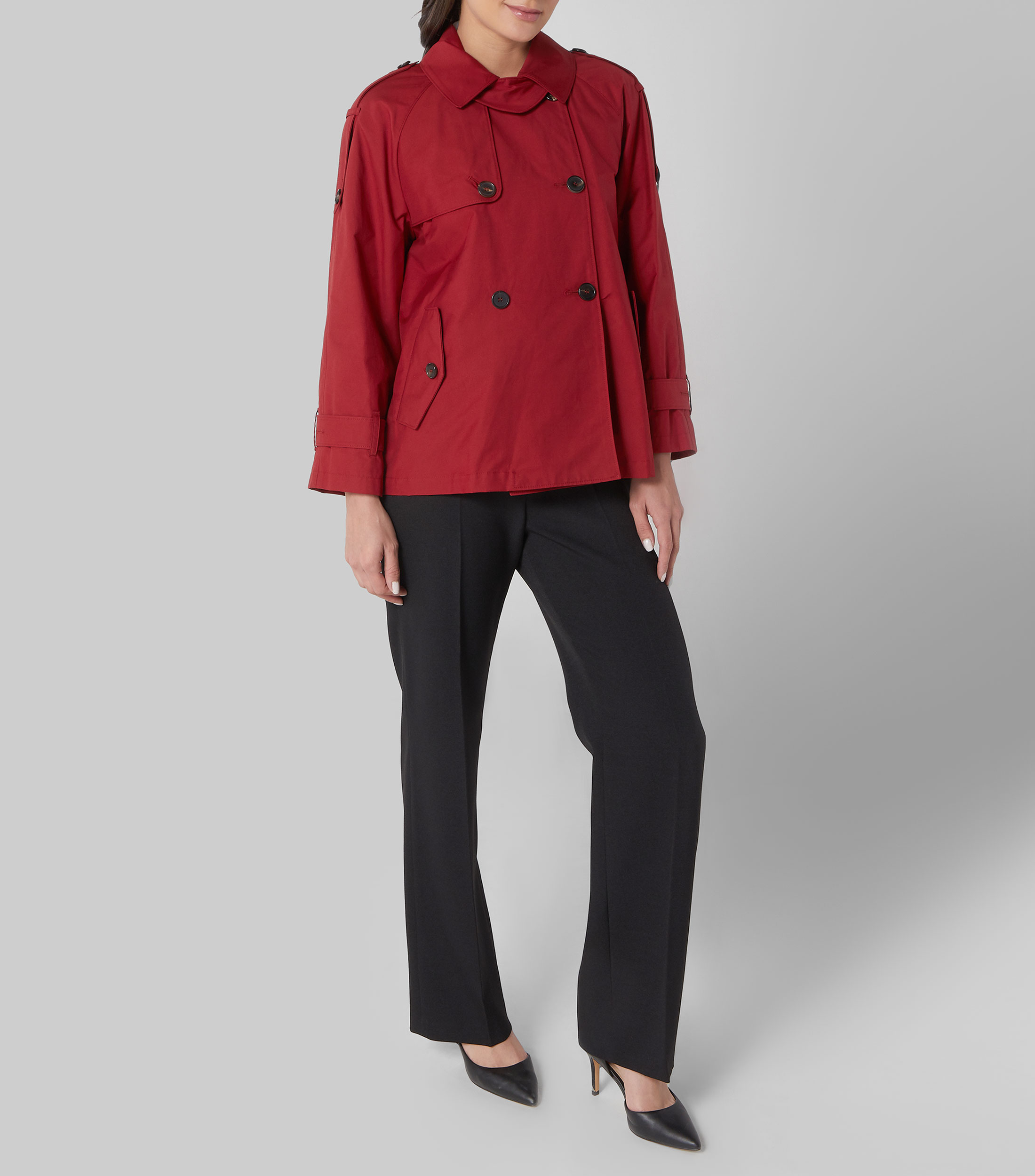 Gabardina corta con botones Mujer