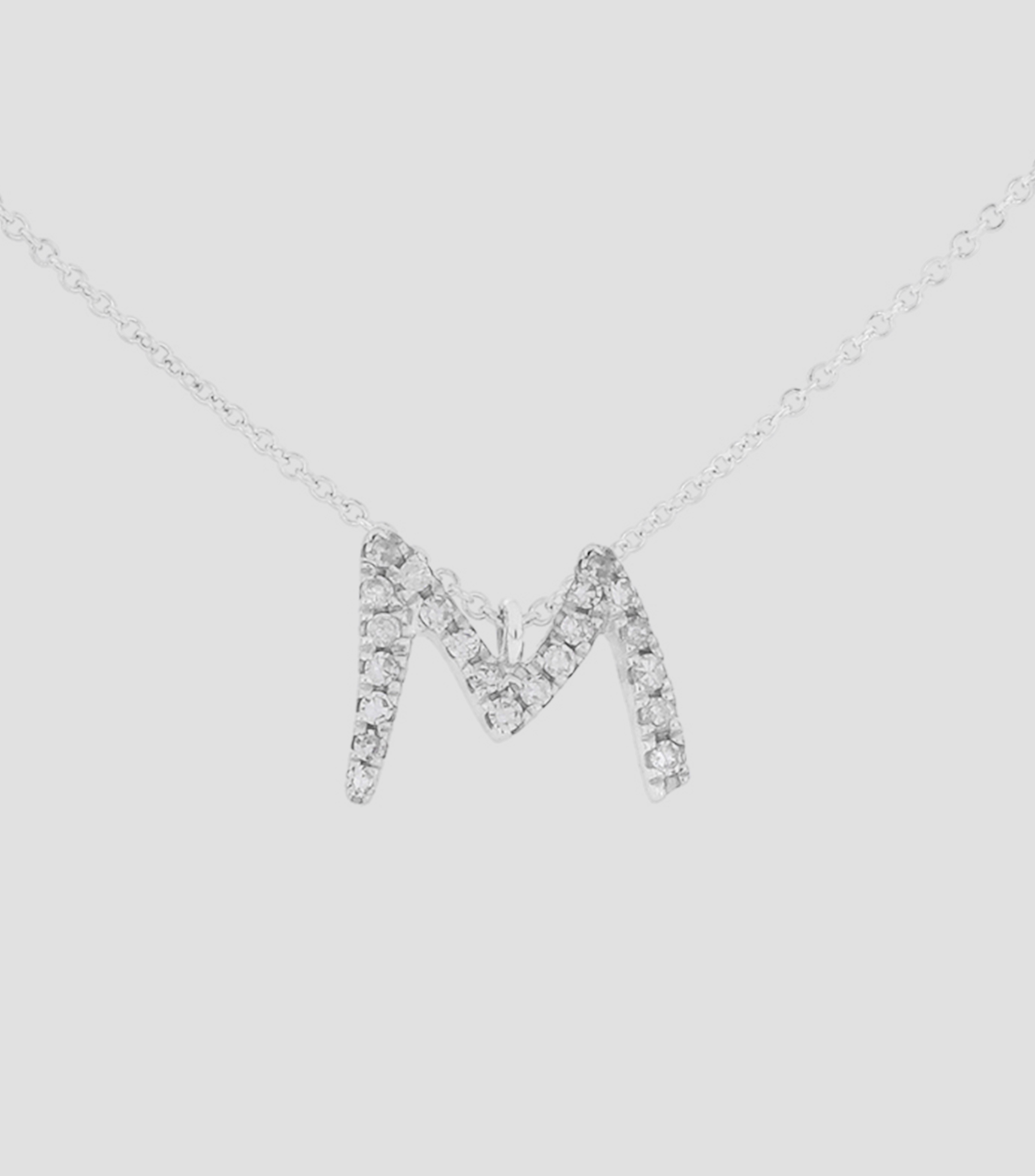 Dije Letra "M" en Oro Blanco de 14 kilates Iniciales con diamantes Mujer