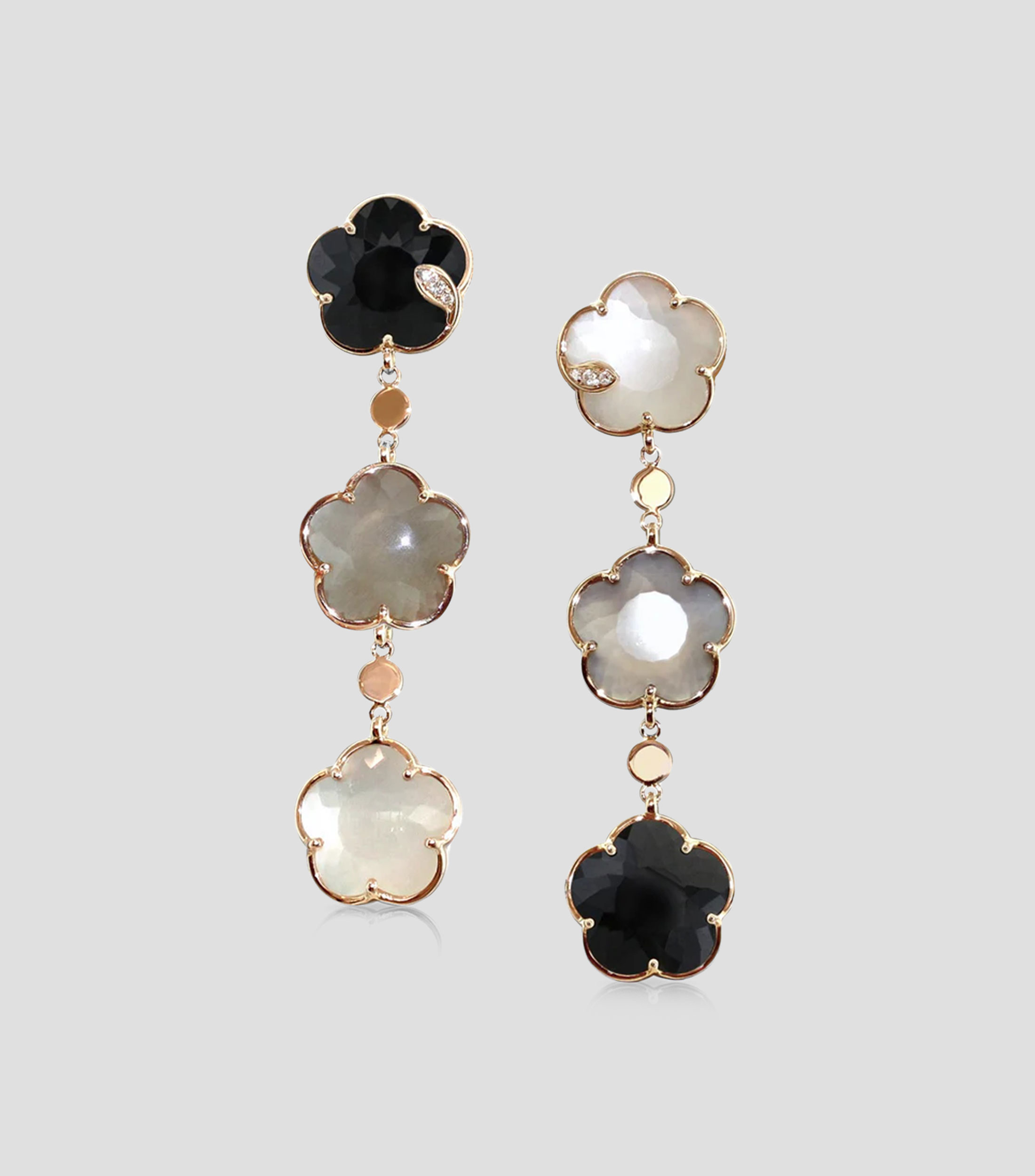 Aretes en oro rosa 18 kilates con moonstones, onix y diamantes Petit Joli Bouquet Lunaire Mujer