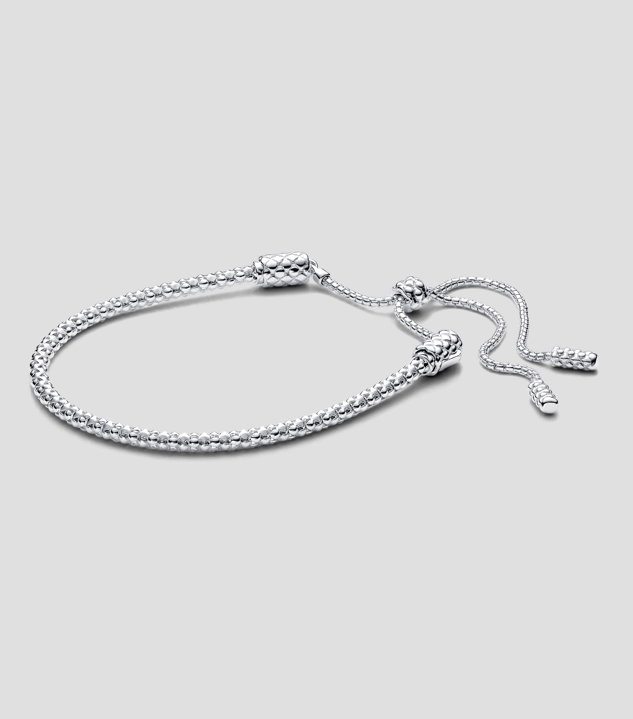 Brazalete en plata .925 Tachuelas Pandora Moments Mujer