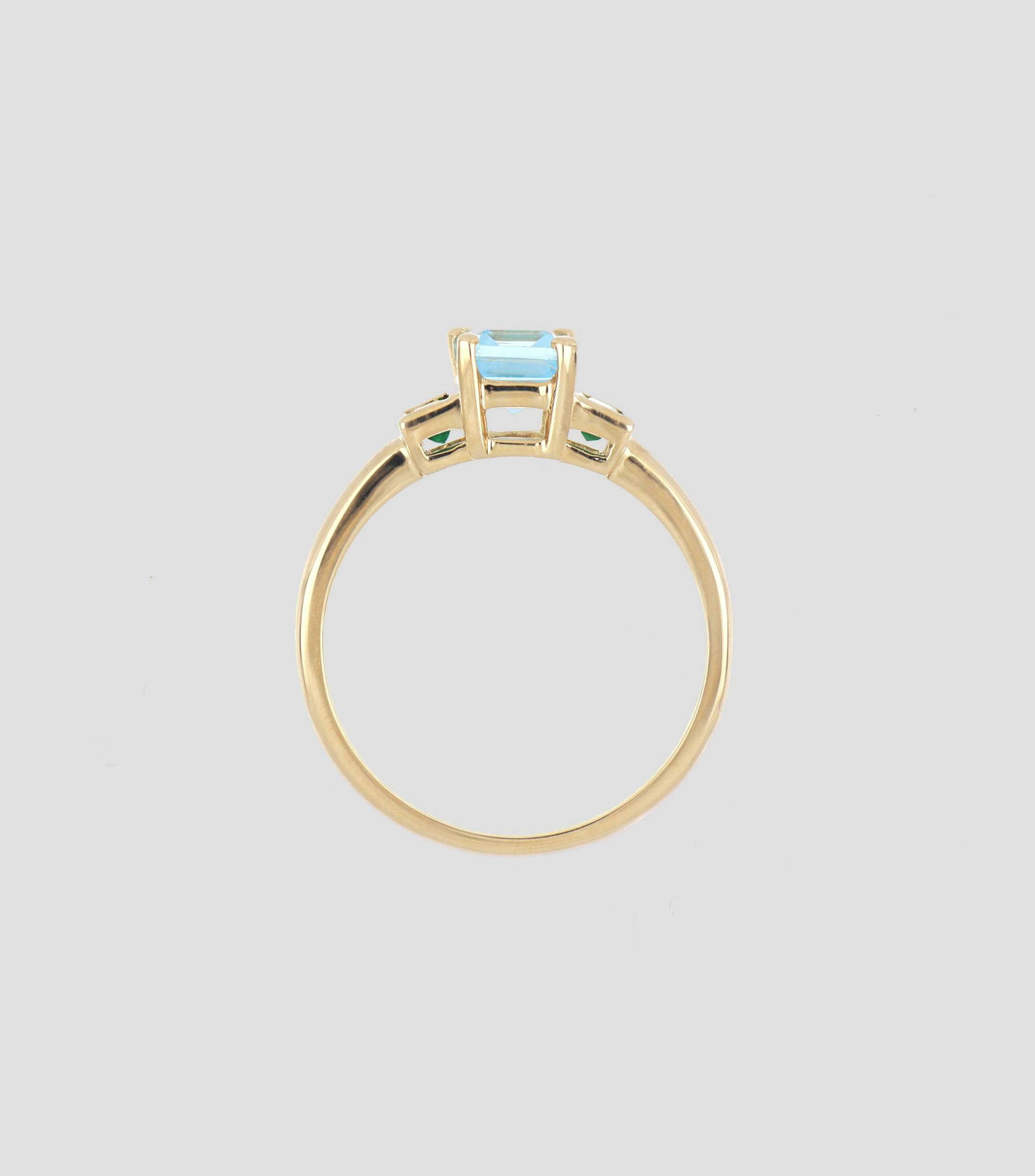 Anillo en oro amarillo 18 kilates con topacio Mujer
