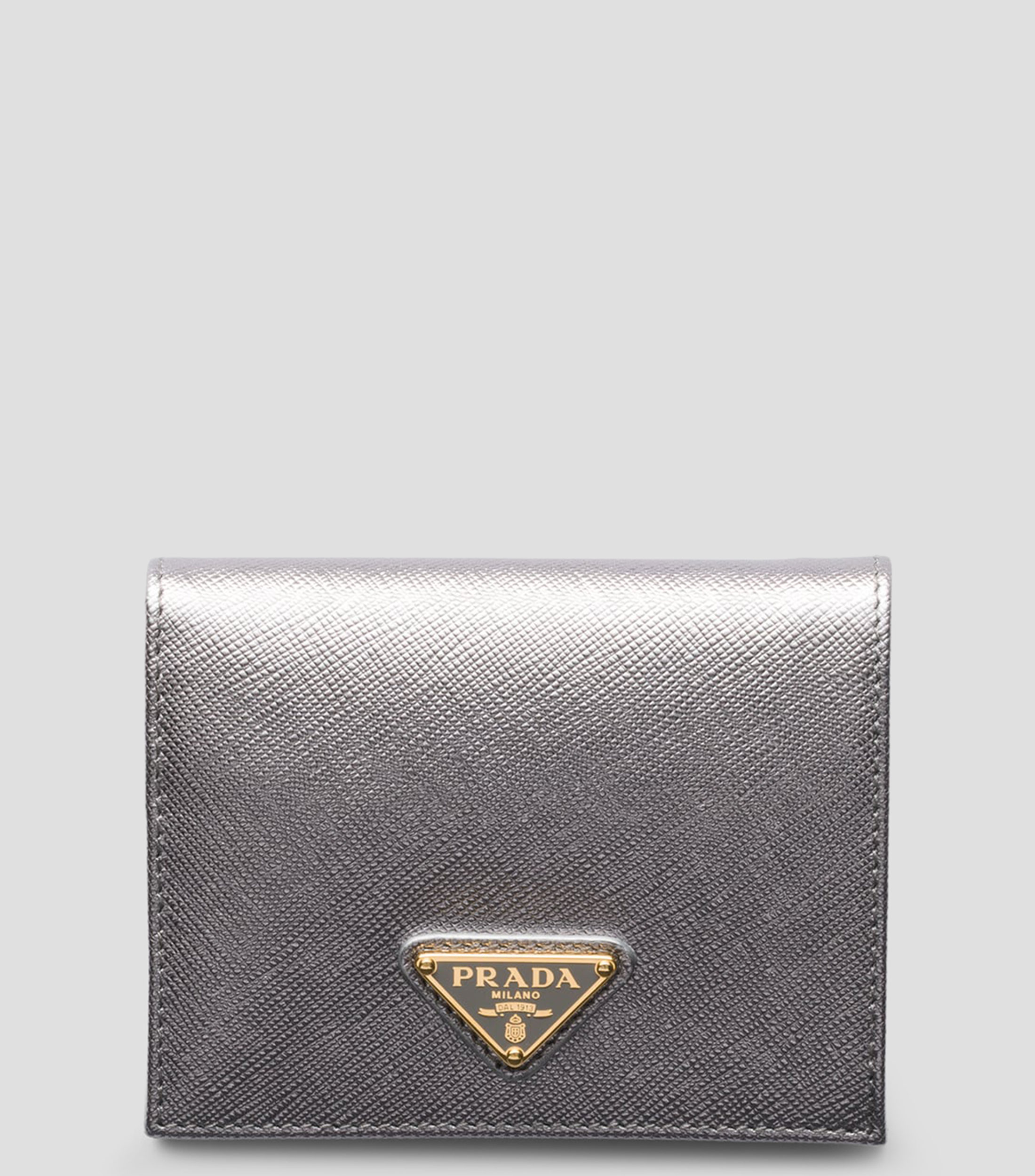 Cartera en piel con detalle texturizado Mujer