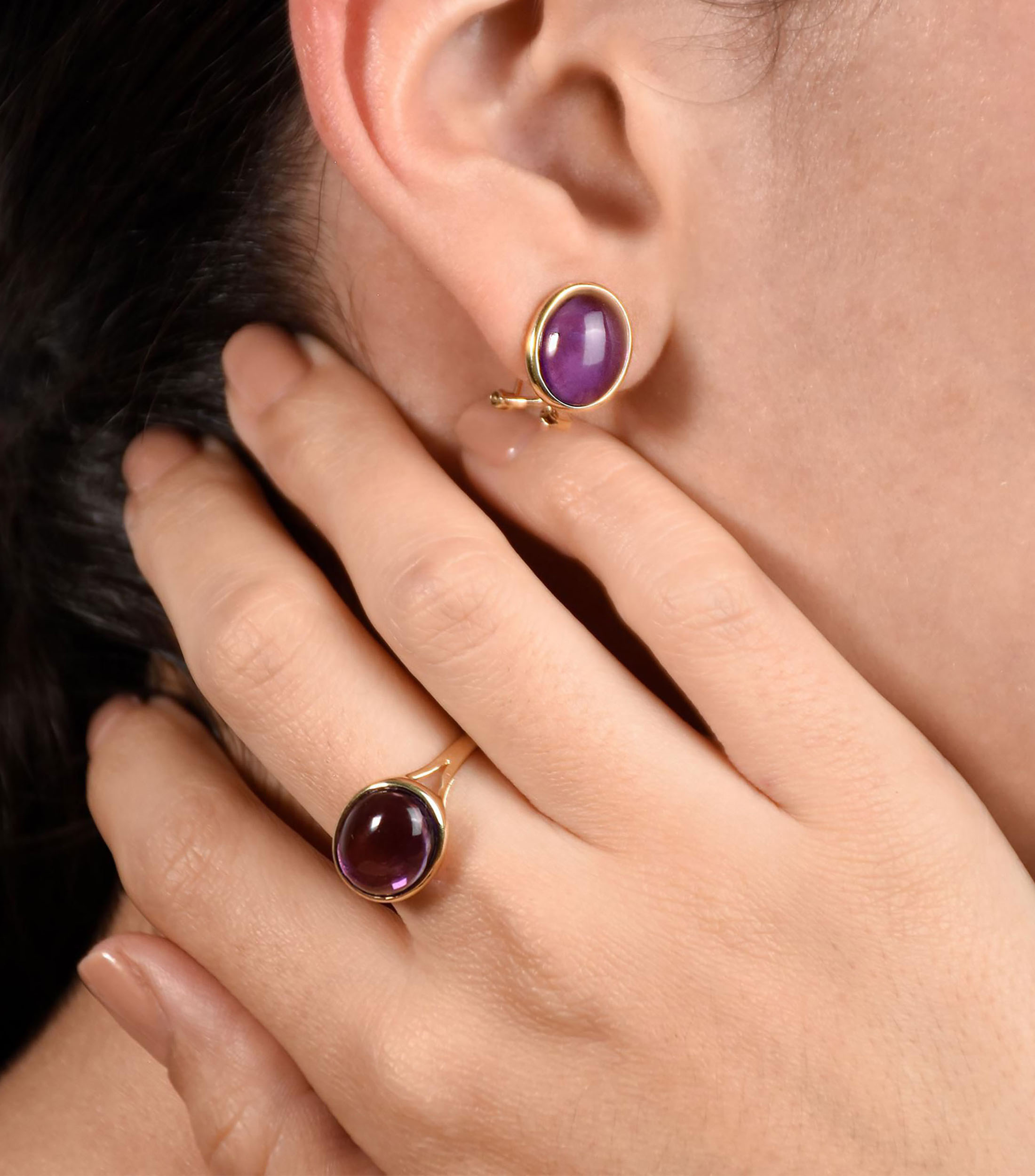 Set de anillo y aretes en Oro amarillo 14 Kilates con amatistas Mujer