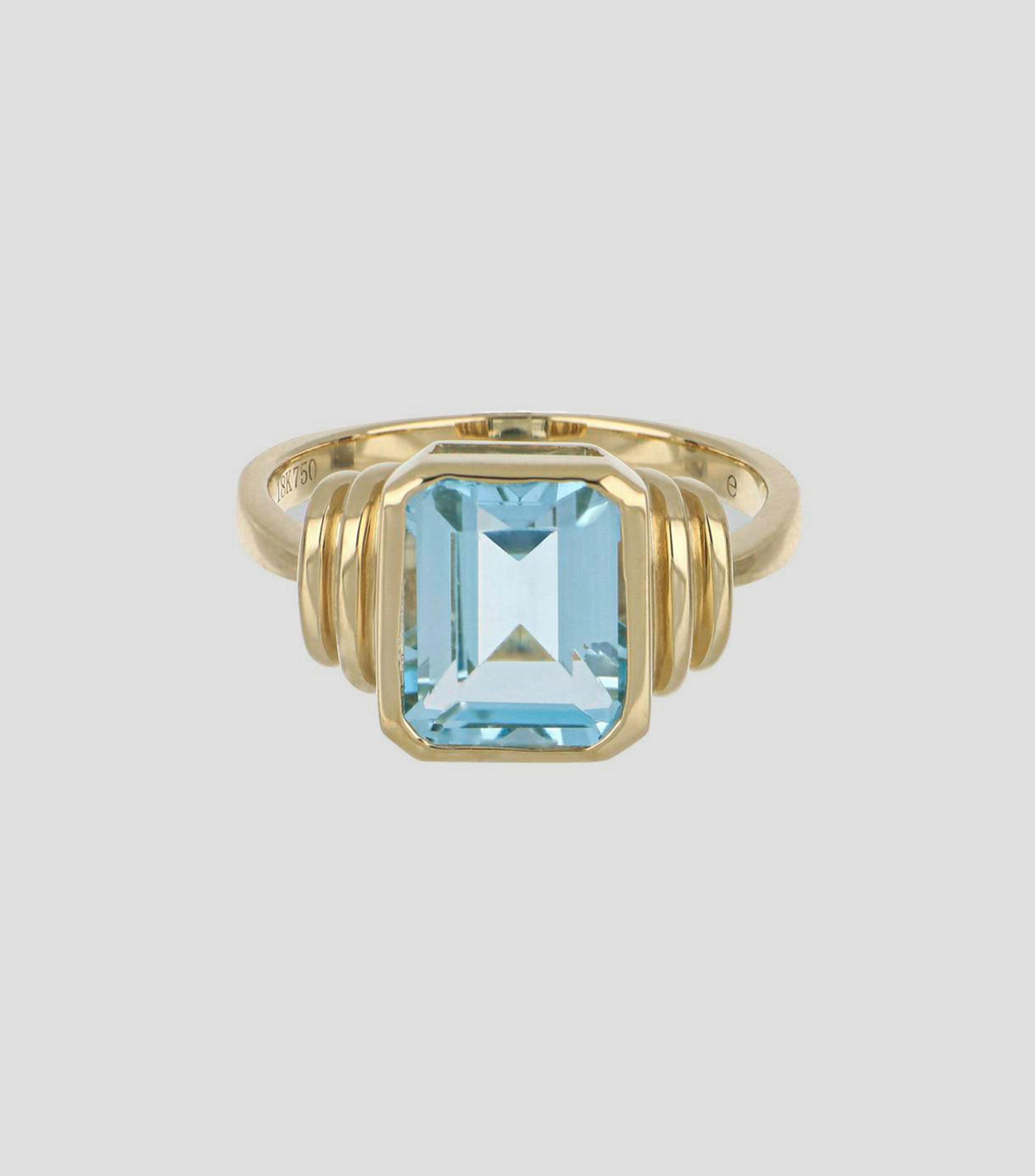 Anillo en Oro de 18 Kilates con Topacio Mujer