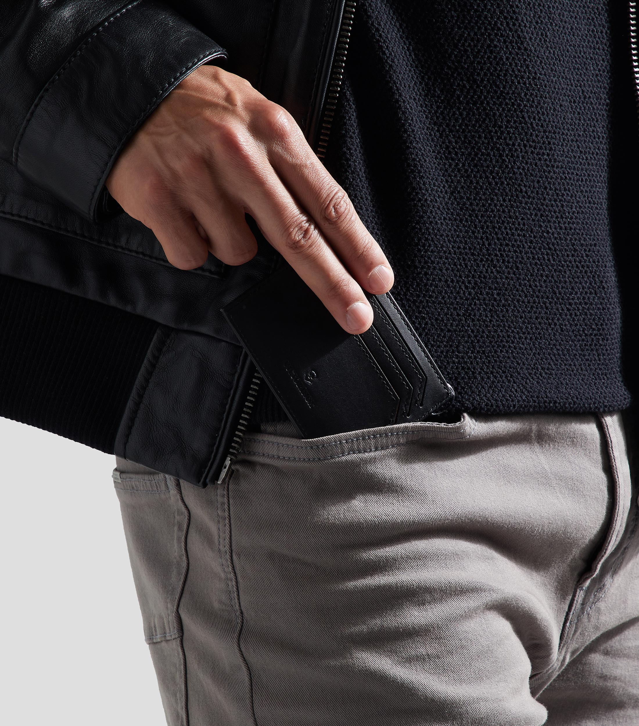Tarjetero en Piel Altius Alox Slim Hombre