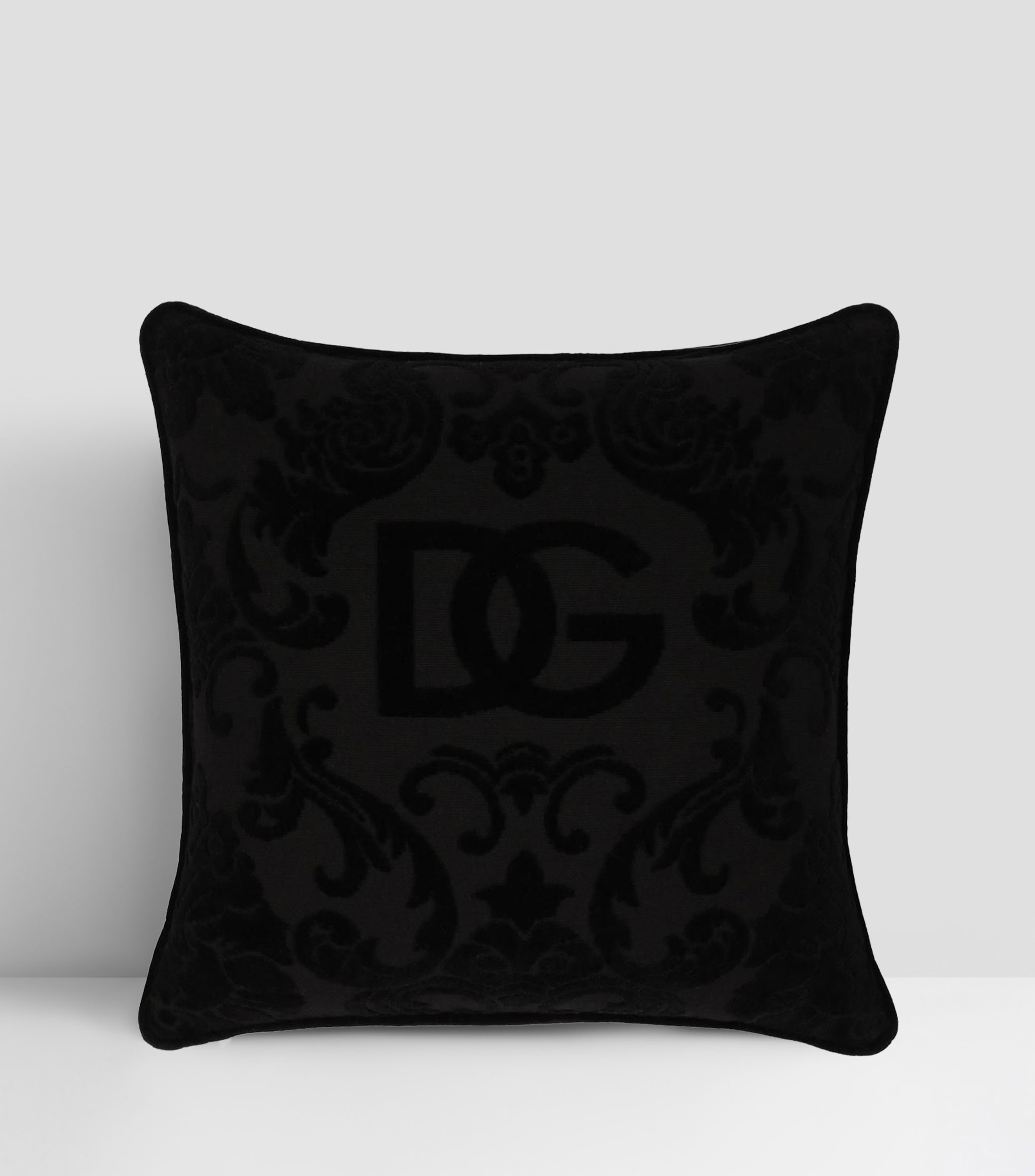 Cojín decorativo negro