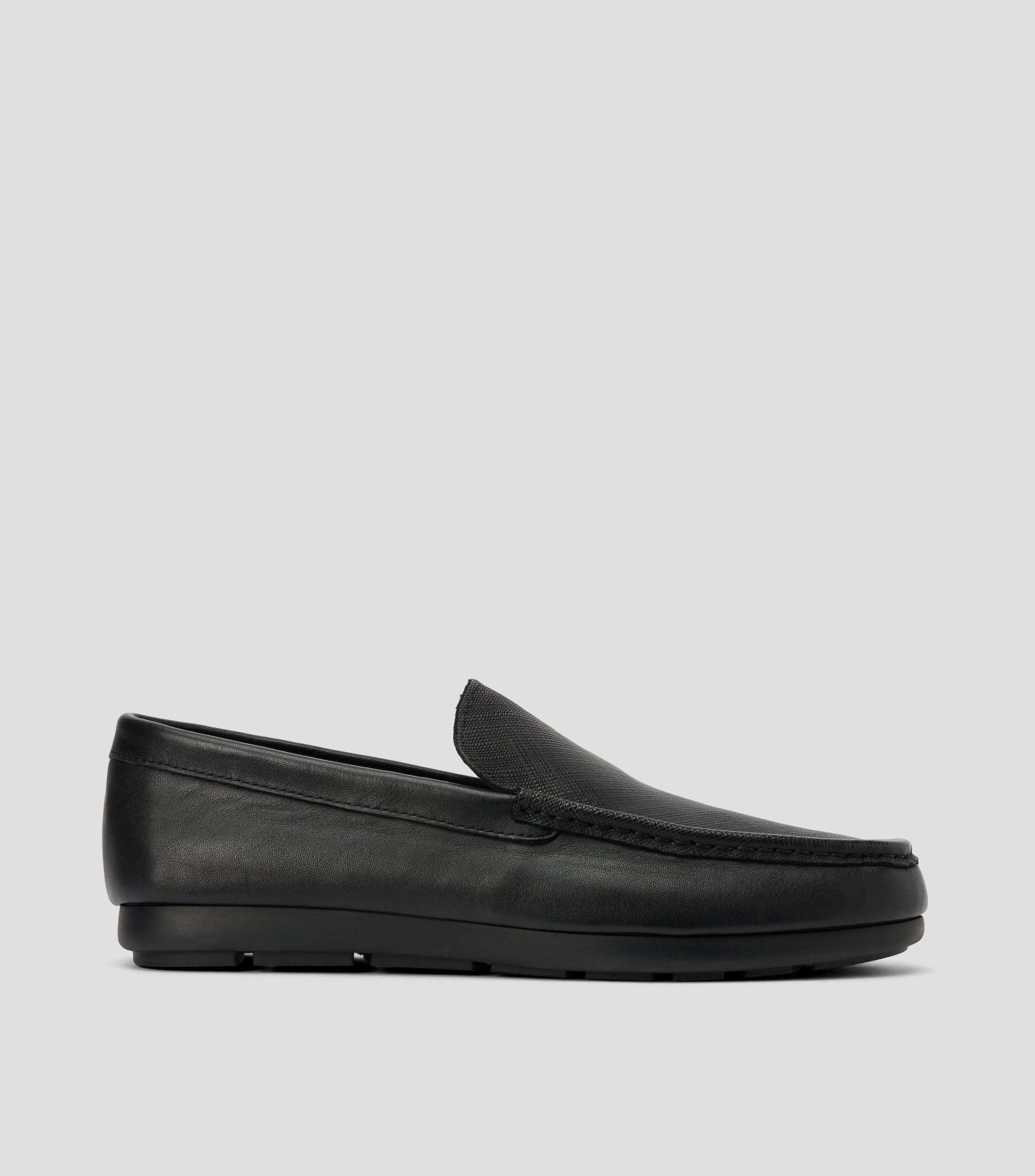 Mocasines en piel lisos Hombre
