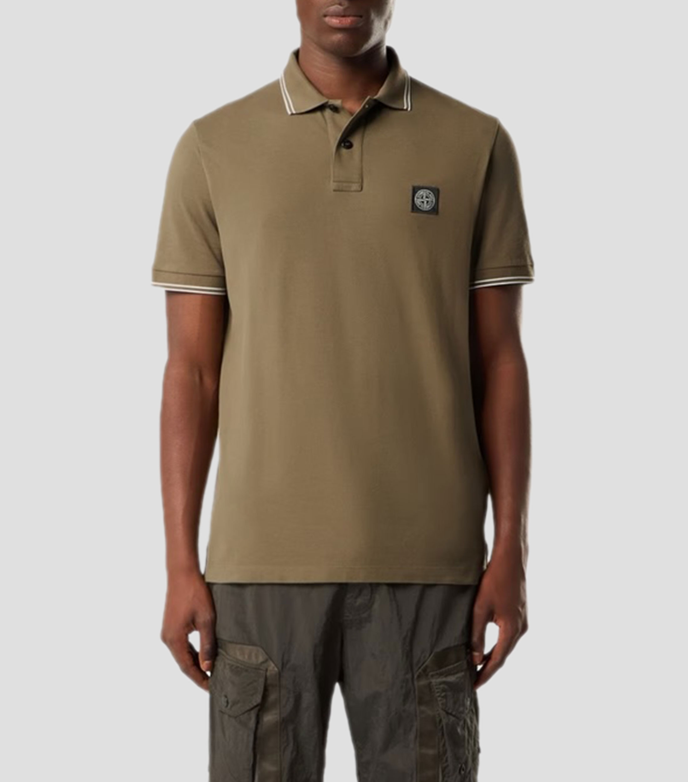 Playera tipo polo manga corta lisa Hombre