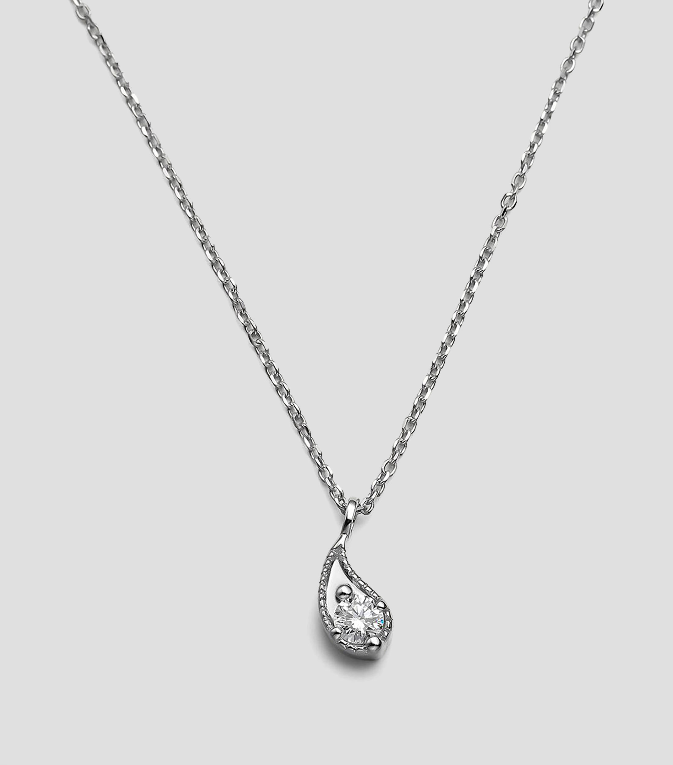 Collar en Oro blanco 9 Kilates con gota y diamantes Mujer
