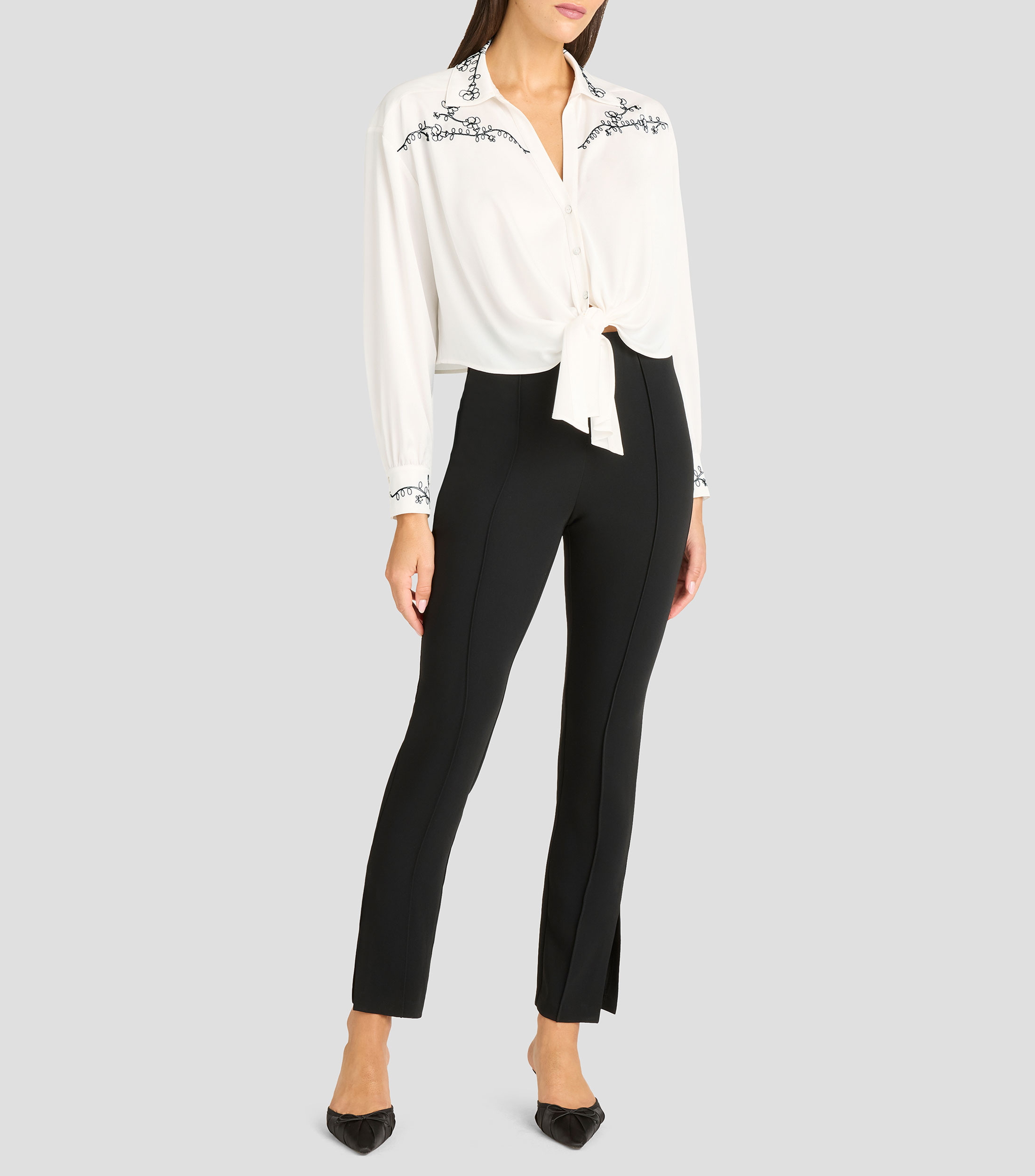 Blusa bordada de manga larga Mujer