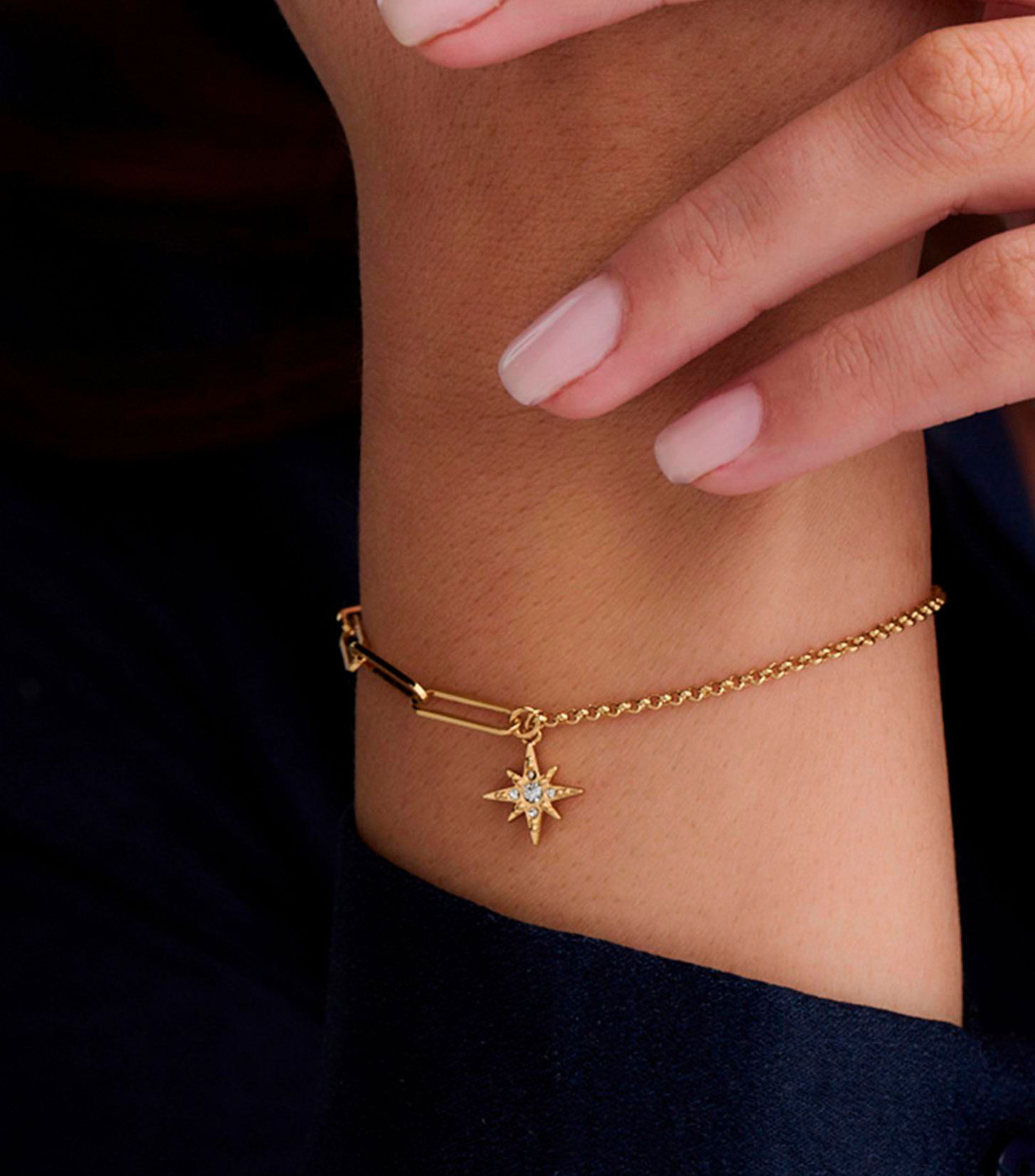 Pulsera con dije de estrella del norte Celestial Mujer