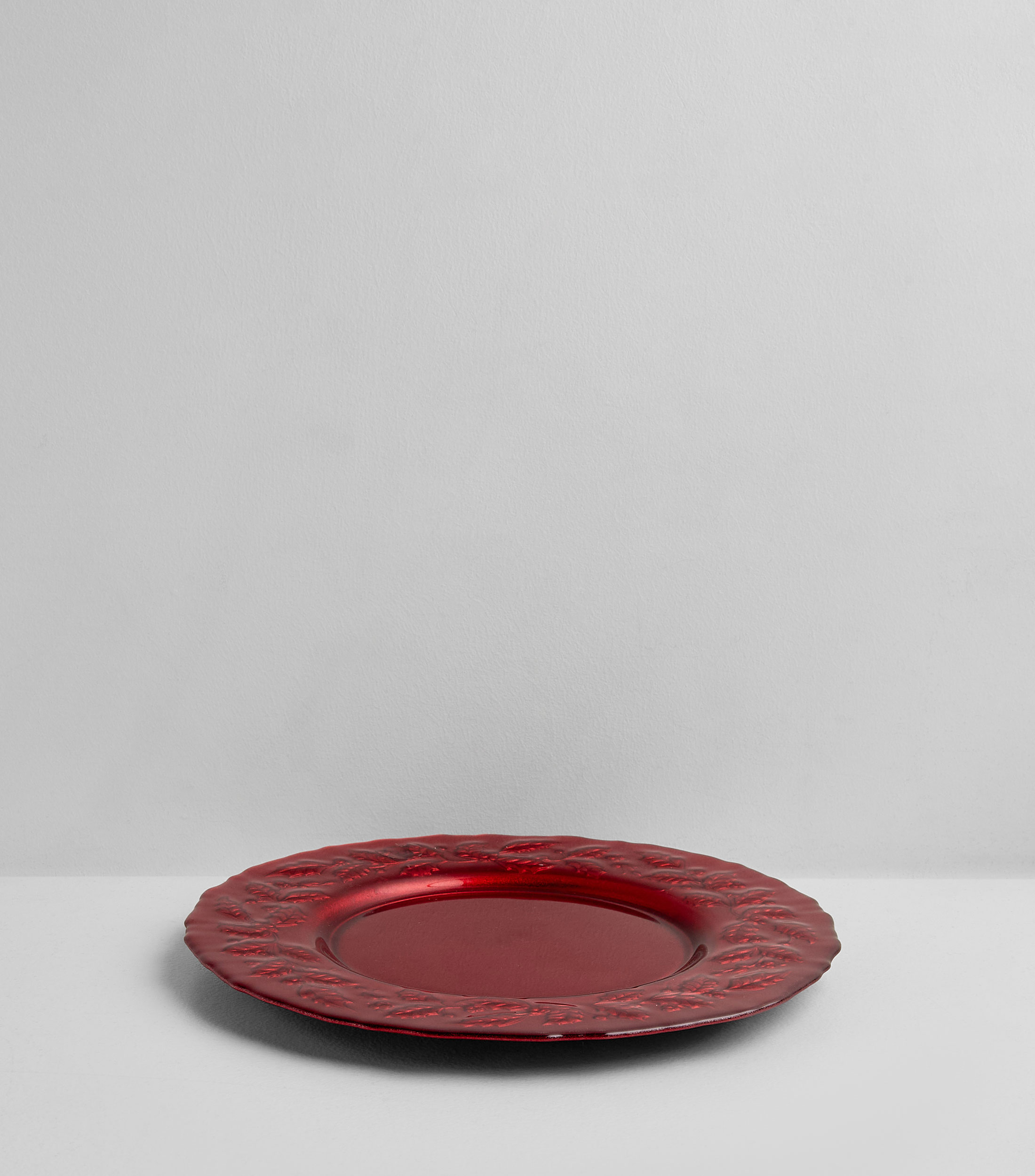 Plato para ensalada con grabado