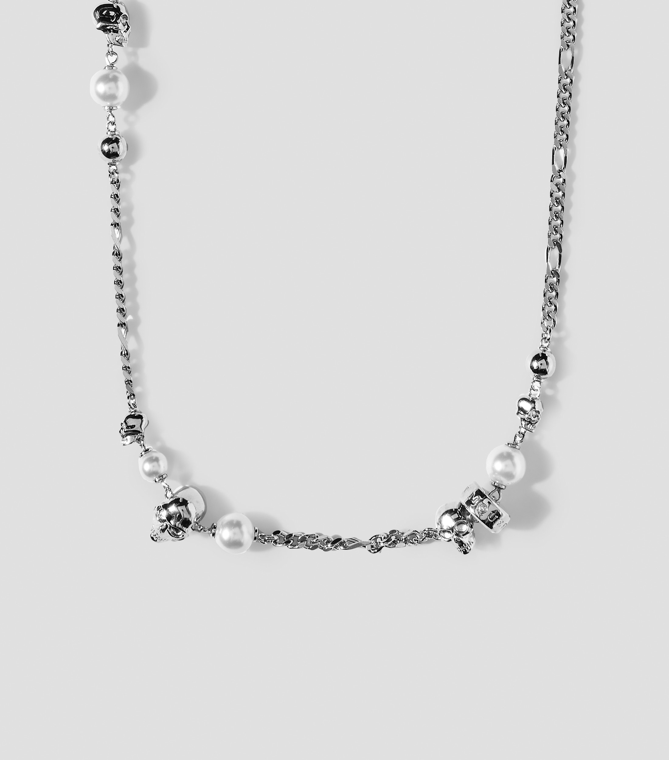 Collar con calavera y perla Hombre