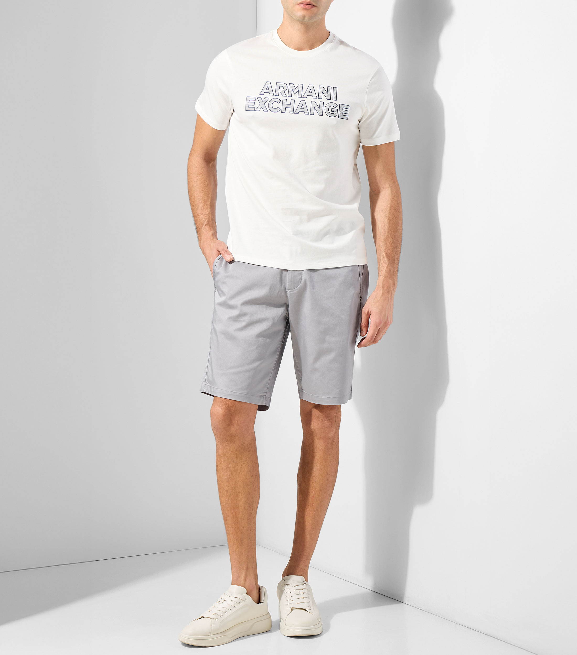 Playera cuello redondo manga corta estampada Hombre