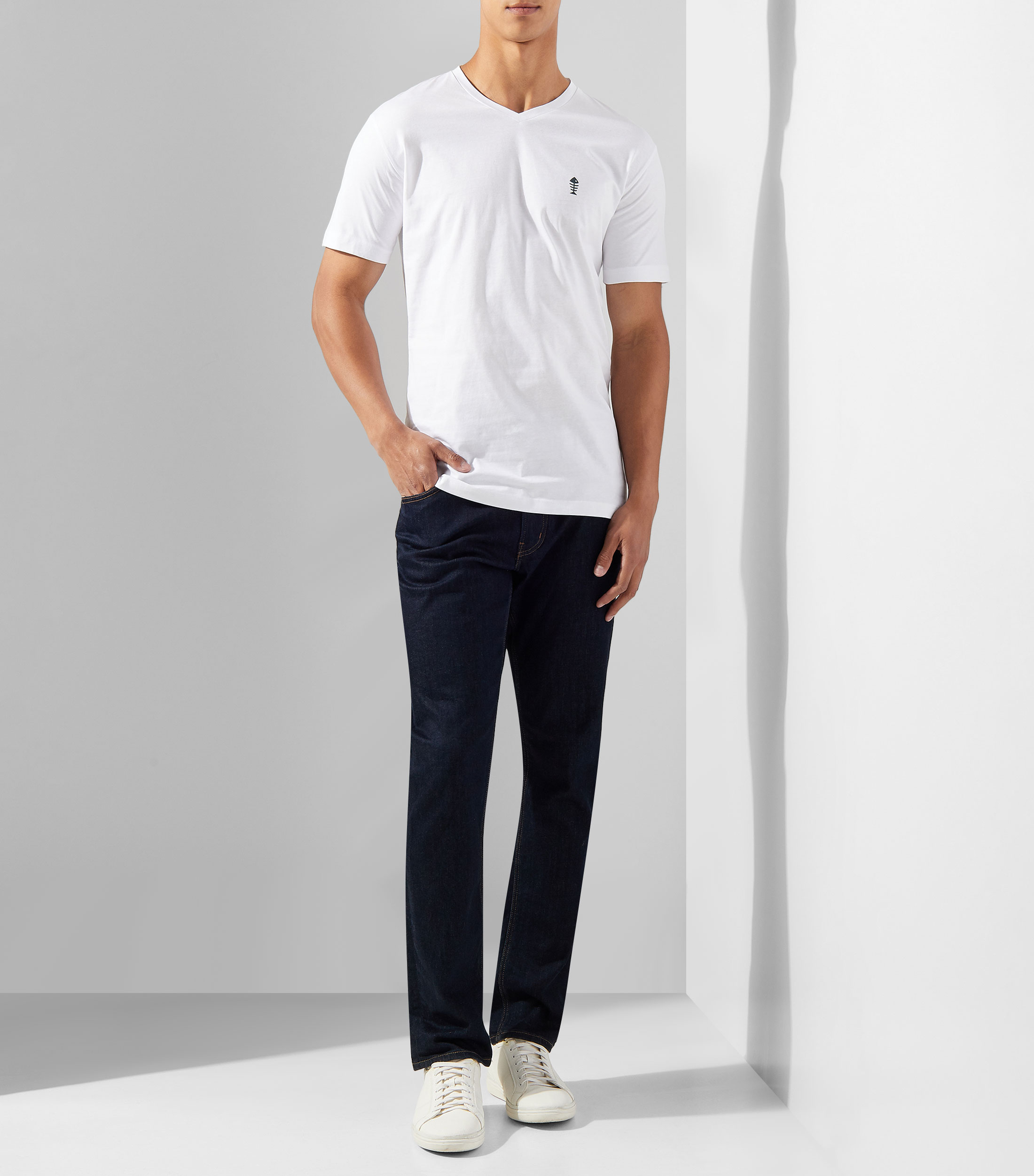 Playera Cuello V Manga Corta Hombre