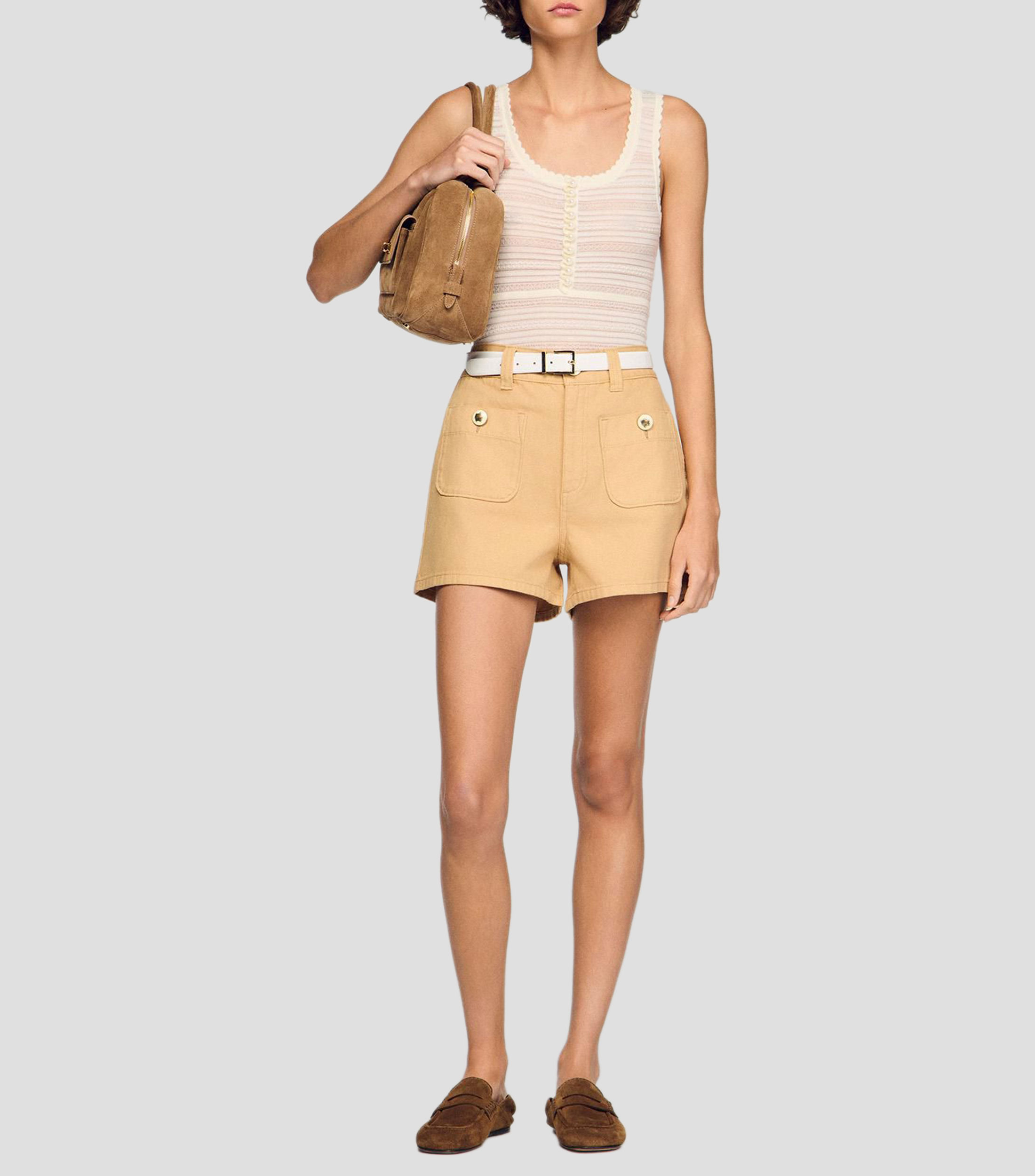 Short liso Mujer