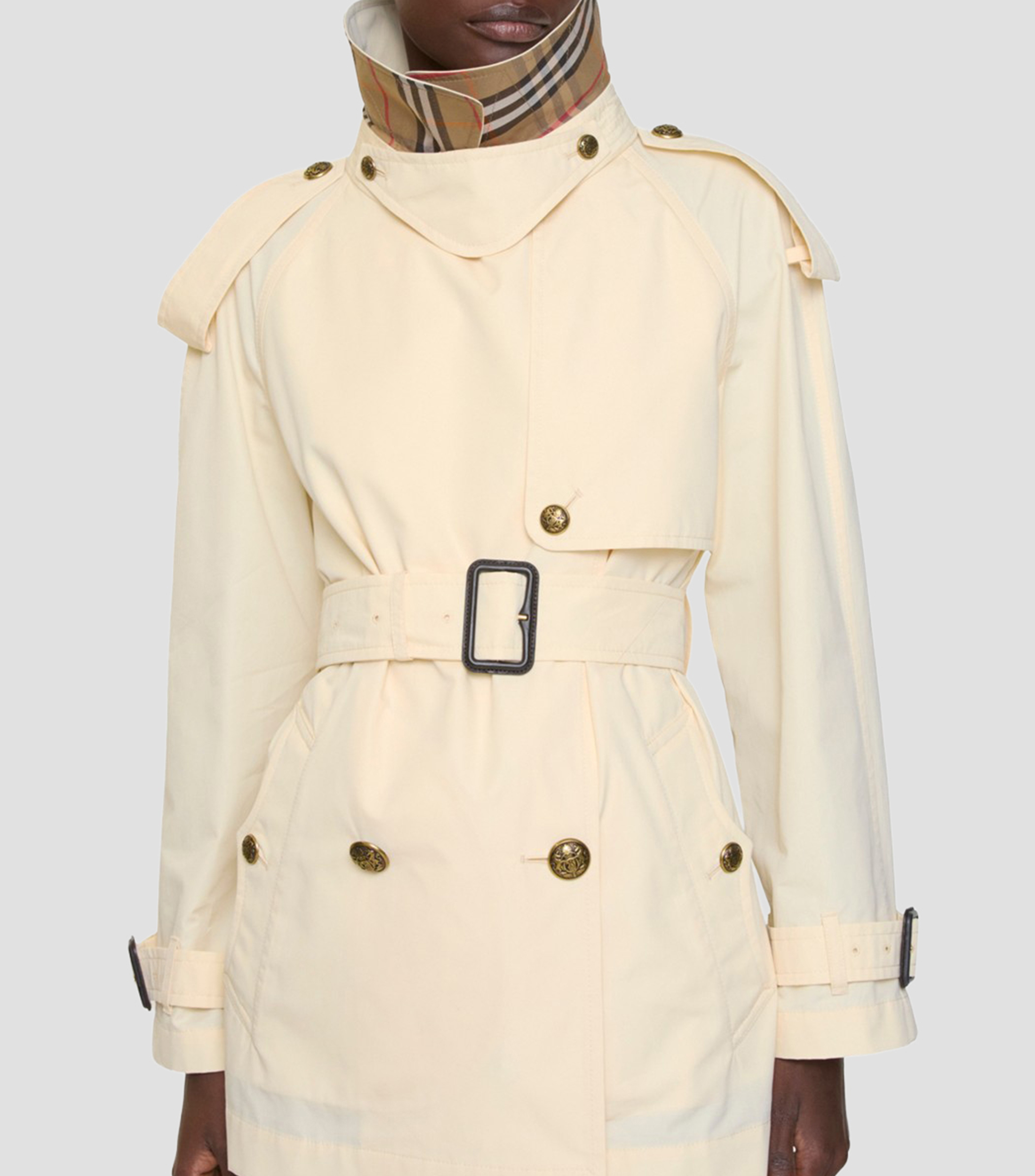 Gabardina corta con botonadura Mujer
