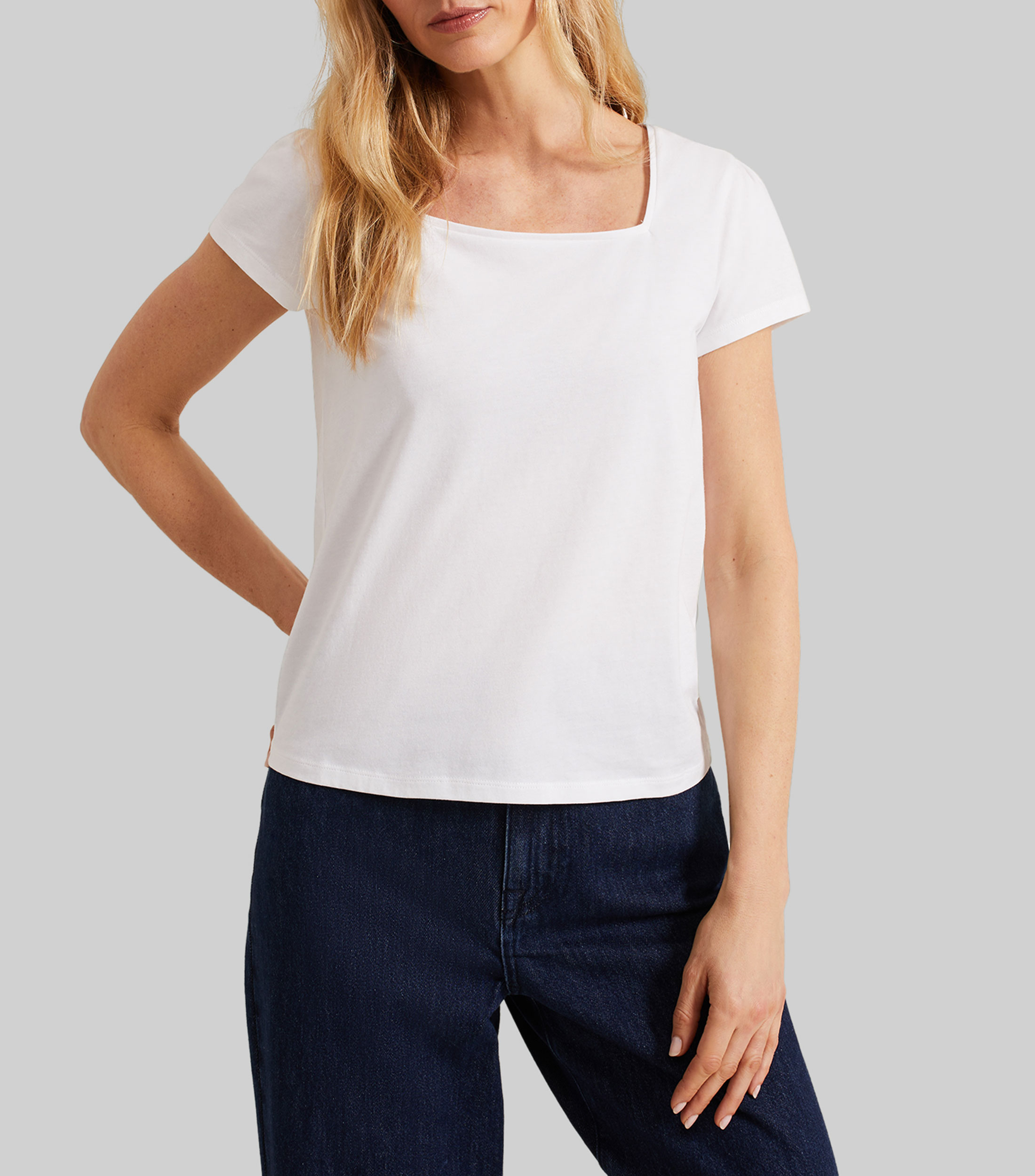 Playera Cuello Cuadrado Manga Corta Mujer