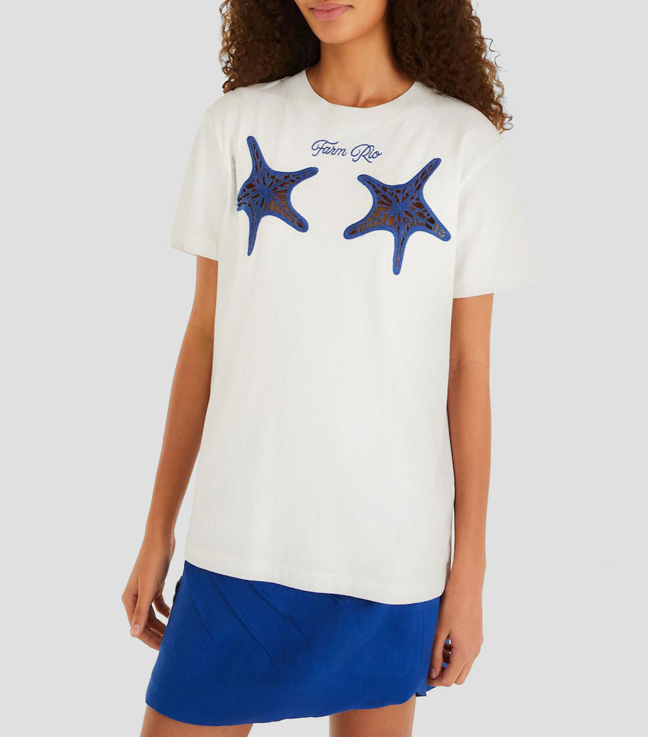 Playera de cuello redondo con manga corta estampada Mujer